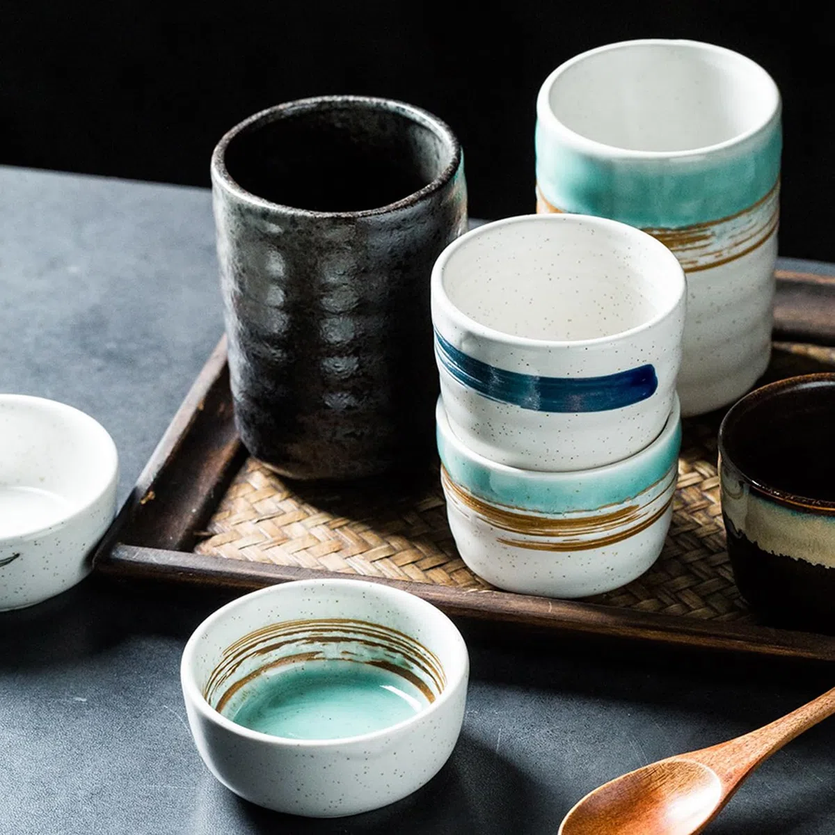 2PCS tazze da tè in ceramica giapponese tazze da tè in ceramica tradizionale tazze per ristorante giapponese Sushi Bar Izakaya Tea Room