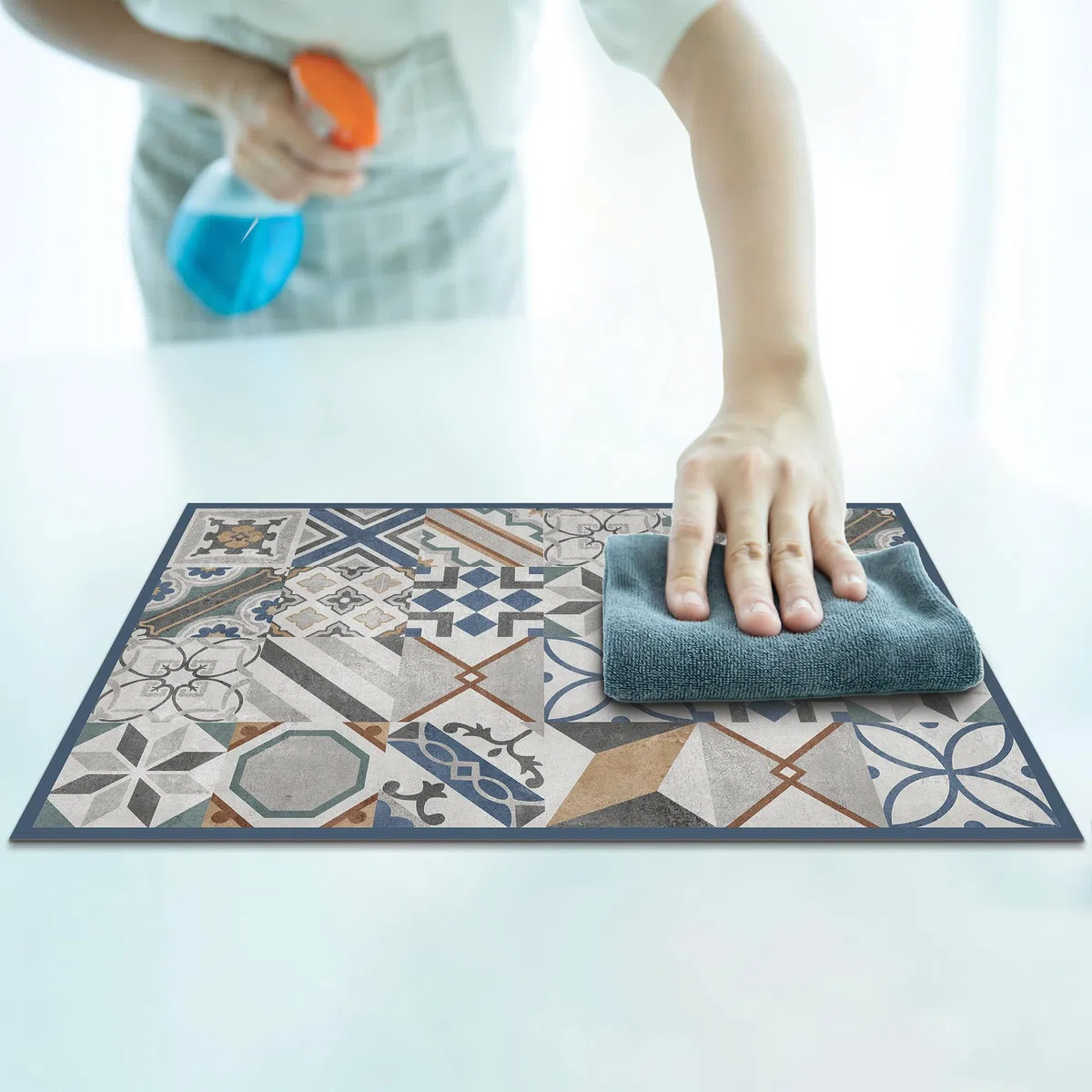 CREARREDA Tovagliette all'Americana Blue Tiles, set di 4 tovagliette colazione in PVC, 48x33 cm, antiscivolo, lavabili, resistenti allo sporco, resistenti al calore, made in italy