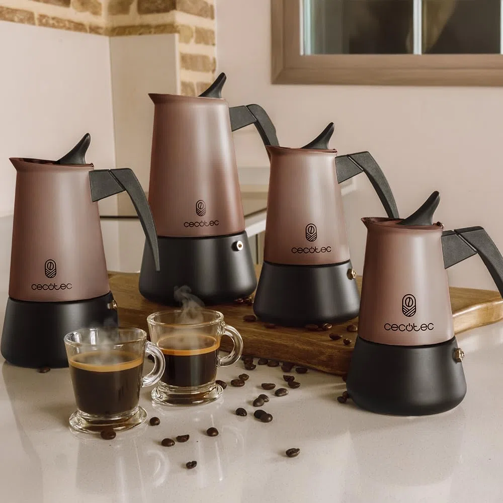 Cecotec Caffettiera Moka Express Piccolina 200 Bronze. 100ml, 2 Tazze di Caffè, Acciaio Inox, Adatta Tutte le Superfici, Filtro Premium, Valvola di Sicurezza, Manico Termoresistente, Design Elegante