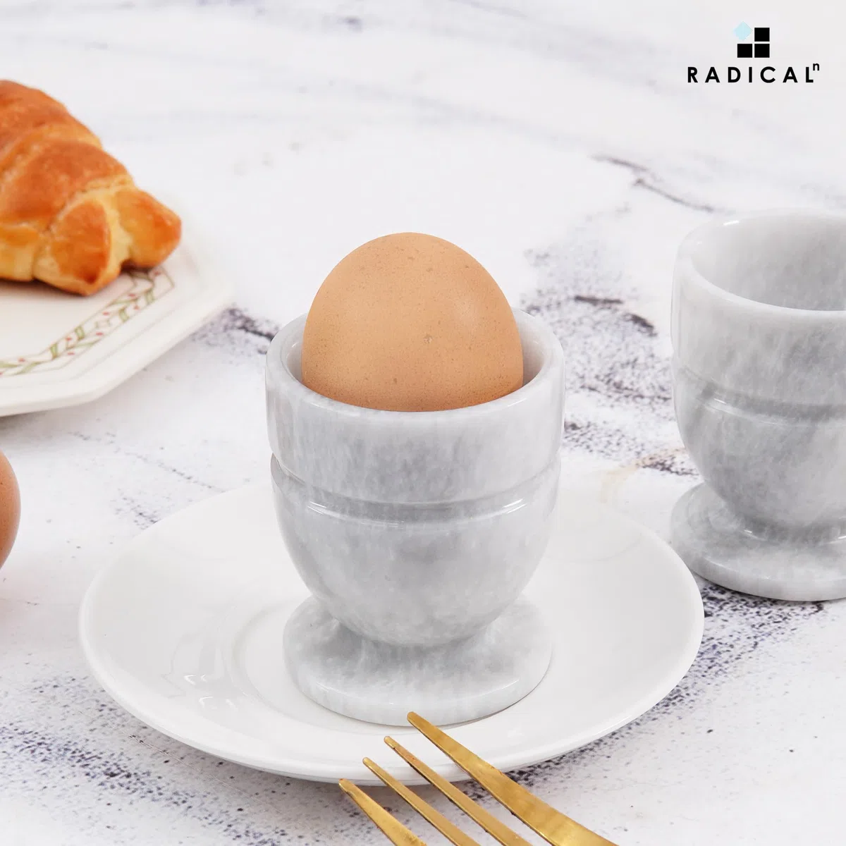 Radicaln, Set di 2 portauovo in marmo bianco, accessori da cucina fatti a mano, piccola decorazione per tavolo da pranzo, per uova alla coque