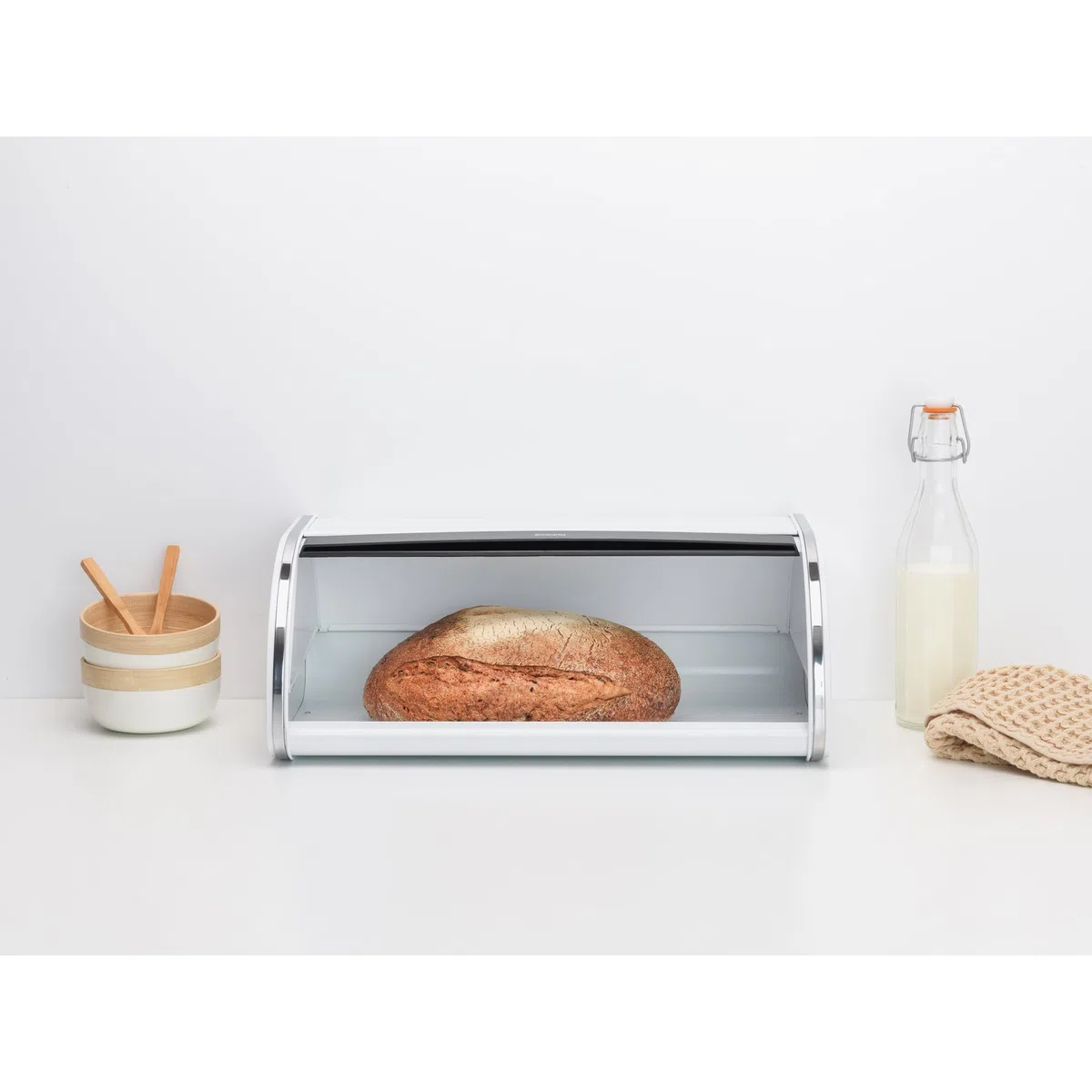 Brabantia Roll Top Portapane a Serranda, Grande Contenitore da Banco per Pane, Bagel, Panini, Design Intelligente e Salvaspazio per la Cucina con Piano Piatto, Metallo Resistente, White