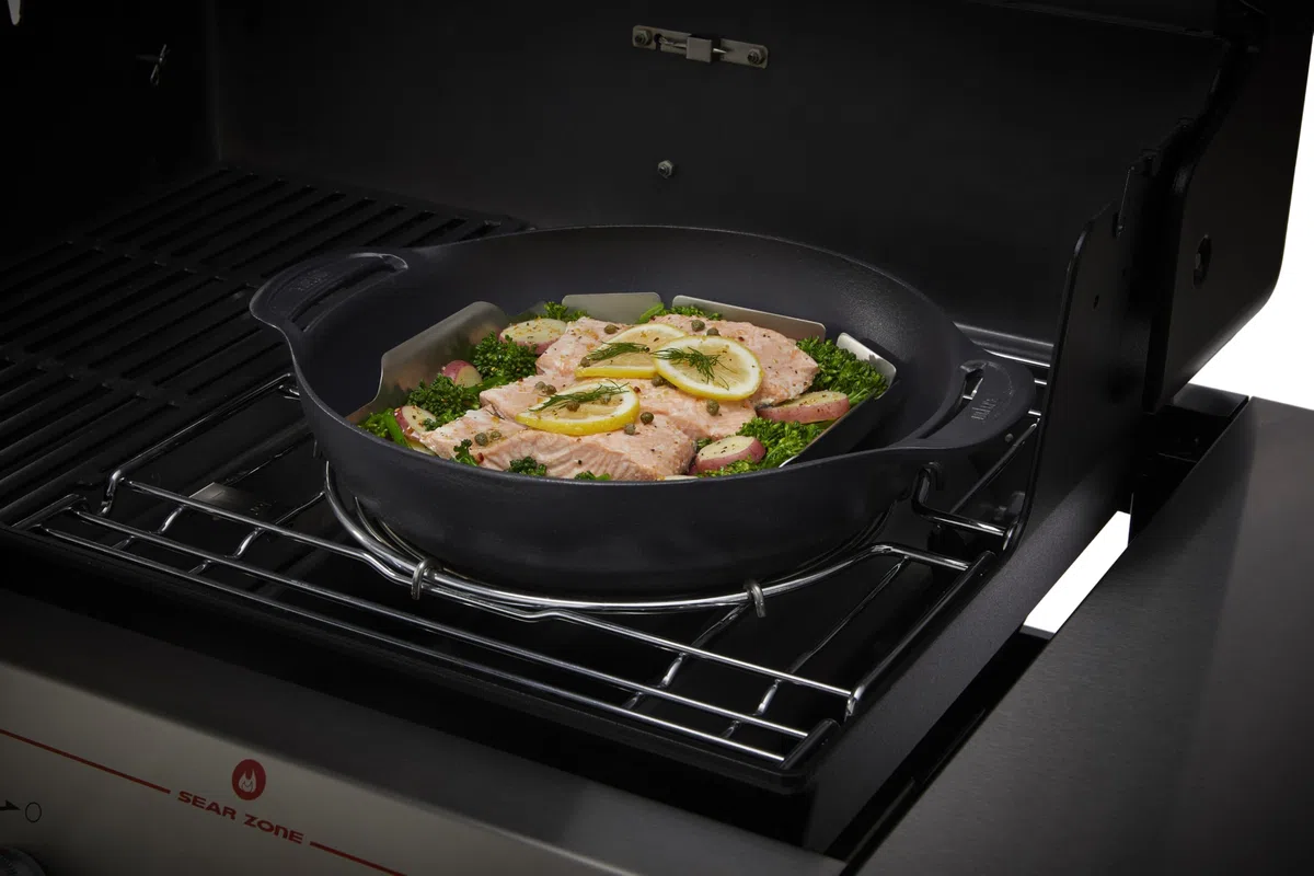 Weber Crafted Wok e Inserto per Cottura a Vapore/Set 2-in-1 in Acciaio Inox per rosolare e cuocere a Vapore Verdure, Carne o Pesce – Argento (7607)