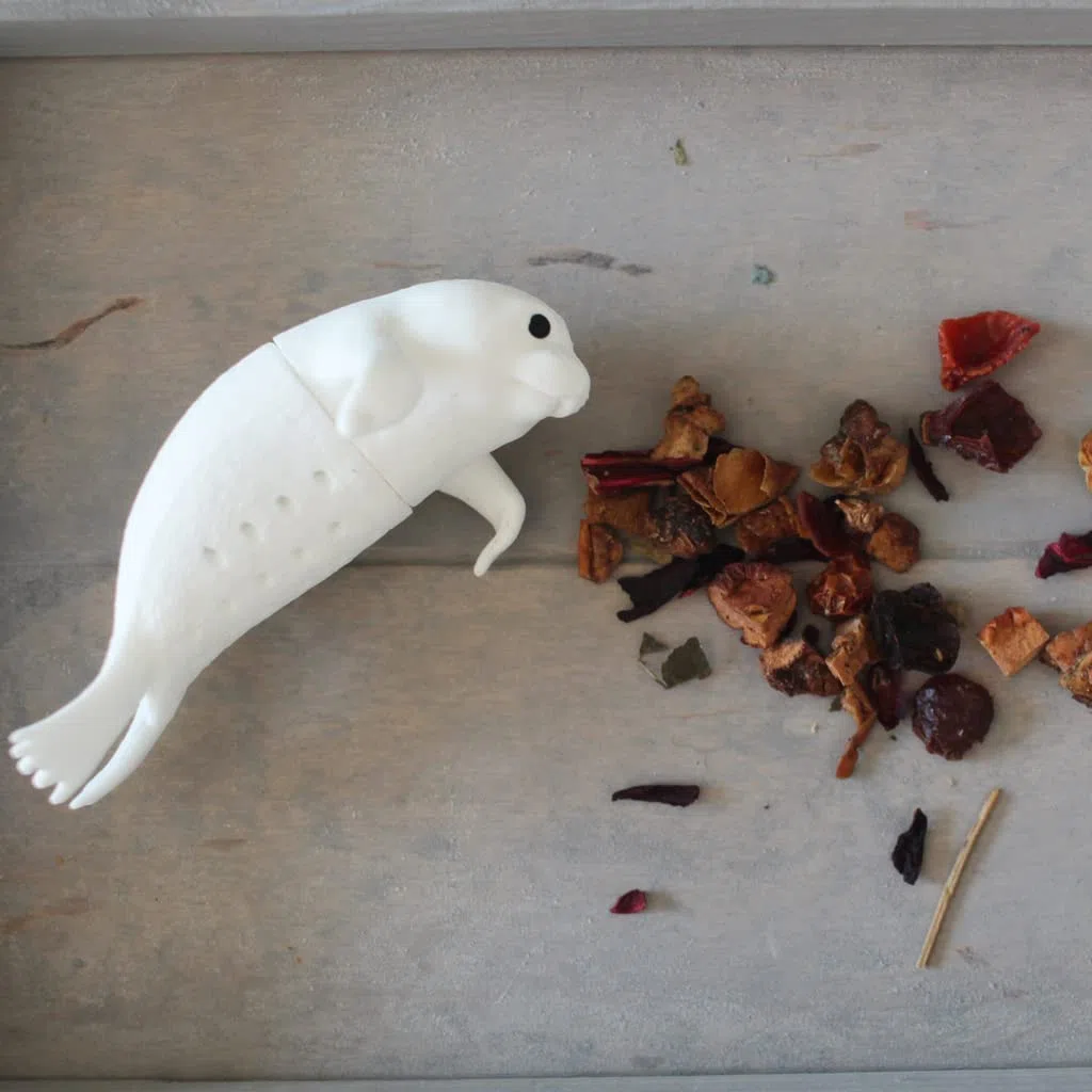 Winkee - Cute Animal - Colino da tè per tè sfuso | Tea infusore divertente | Colino da tè per tazza | Colino per spezie in silicone | Figura animale | Regalo per compleanno, Natale, San Valentino