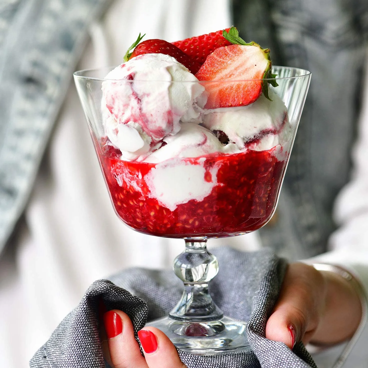 Krosno Coppa Vetro per Dessert, Gelato e Gelatine | 380 ML | Krista Collection | Ideale per la Casa, il Ristorante, Feste e Ricevimenti | Adatto alla Lavastoviglie | Sundae - Ciotola per frutta e dessert, in vetro, per casa, feste e cucina, lavabile in la