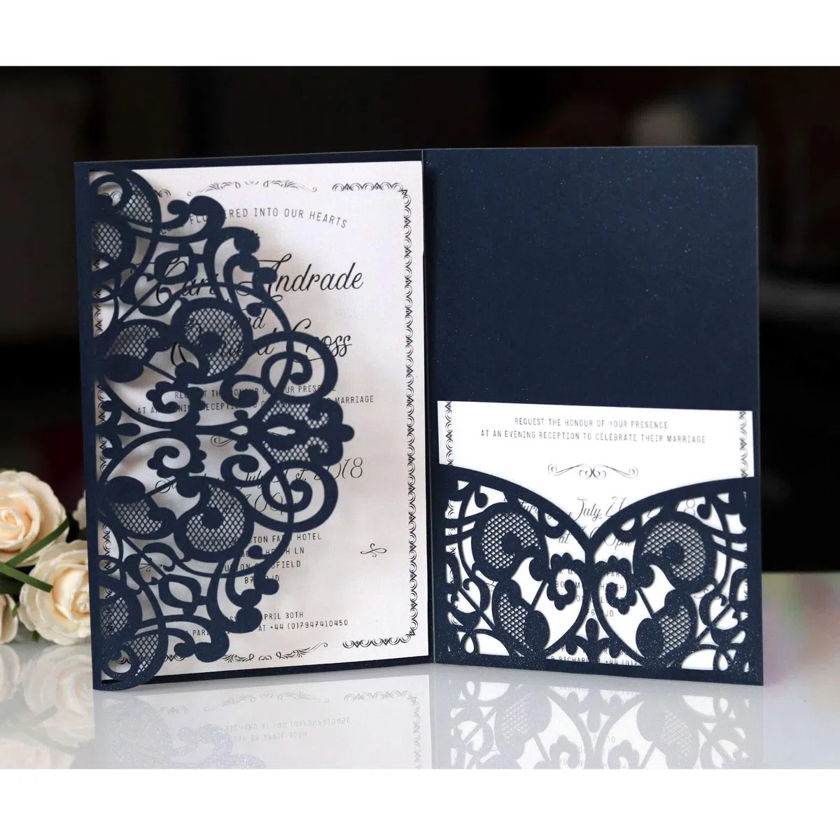10 Pezzi Matrimonio Invito, Carte di Invito a Nozze, Hollow Floral Design, con 2 Carte Vuote, Blu Navy