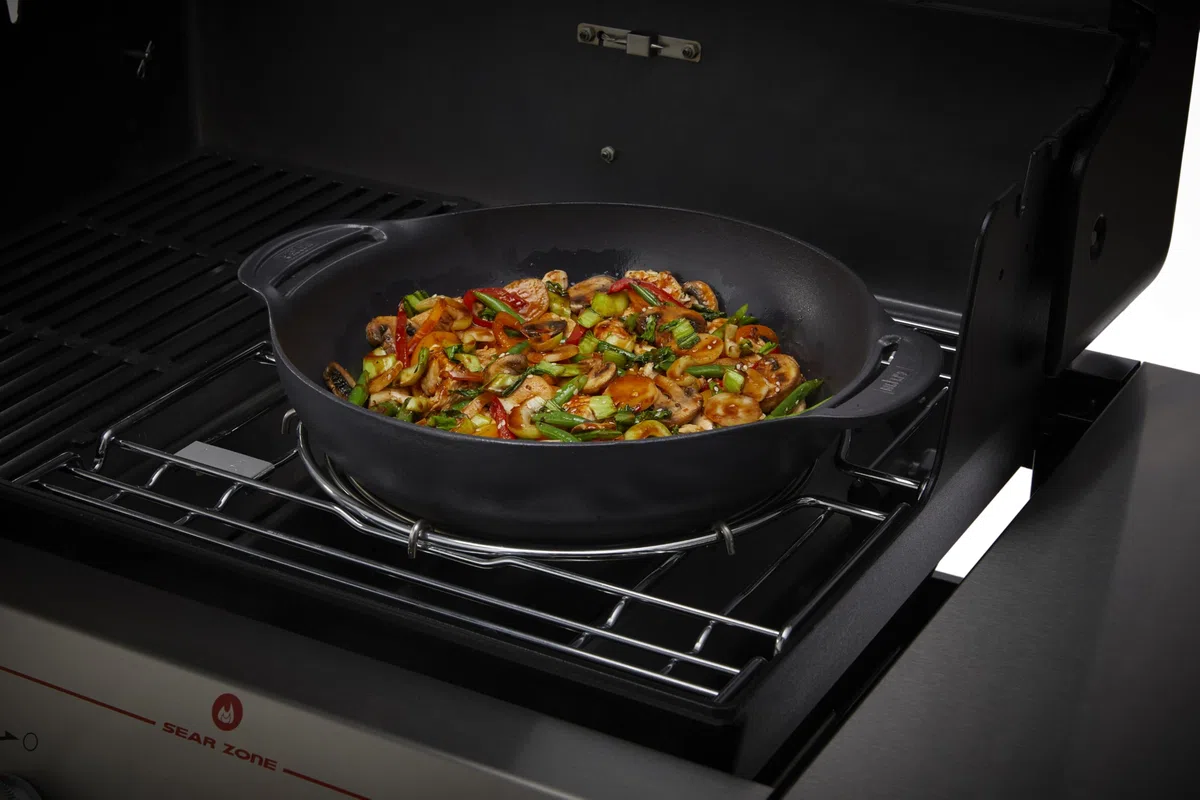Weber Crafted Wok e Inserto per Cottura a Vapore/Set 2-in-1 in Acciaio Inox per rosolare e cuocere a Vapore Verdure, Carne o Pesce – Argento (7607)