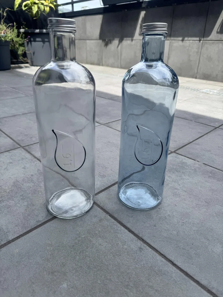 Bottiglia di vetro per acqua, bottiglia vetro 1 litro, 1600ml, Caraffe succhi per frigorifero, brocca caraffa per bevande fredde (TRANSPARENTE 1,6 LITRI)