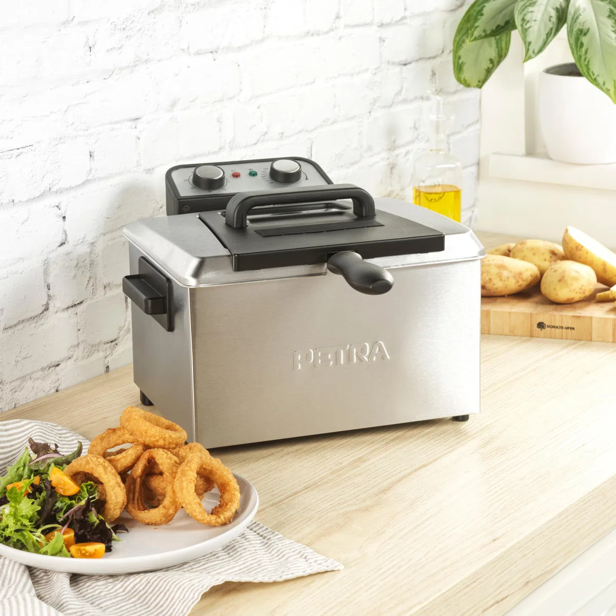 Friggitrice ad Olio Profondo Petra da 5L – Grande Cestello in Filo Metallico e 2 Piccoli Cestelli, Manico Staccabile, Temperatura Regolabile, Finestra di Visualizzazione, 3000W, PT6266VDE