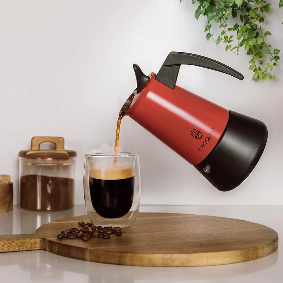 Cecotec Caffettiera Moka Express Piccolina 200 Bronze. 100ml, 2 Tazze di Caffè, Acciaio Inox, Adatta Tutte le Superfici, Filtro Premium, Valvola di Sicurezza, Manico Termoresistente, Design Elegante