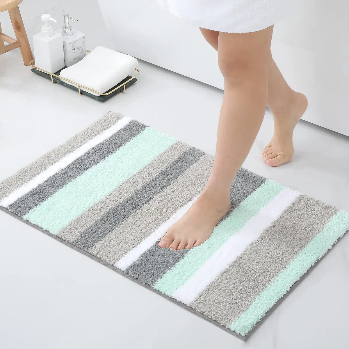 Homaxy Tappetino da bagno antiderapant,tappeto da bagno a righe in morbida microfibra, tappetino da bagno assorbente a pelo lungo, lavabile in lavatrice, 40 x 60 cm, verde/grigio