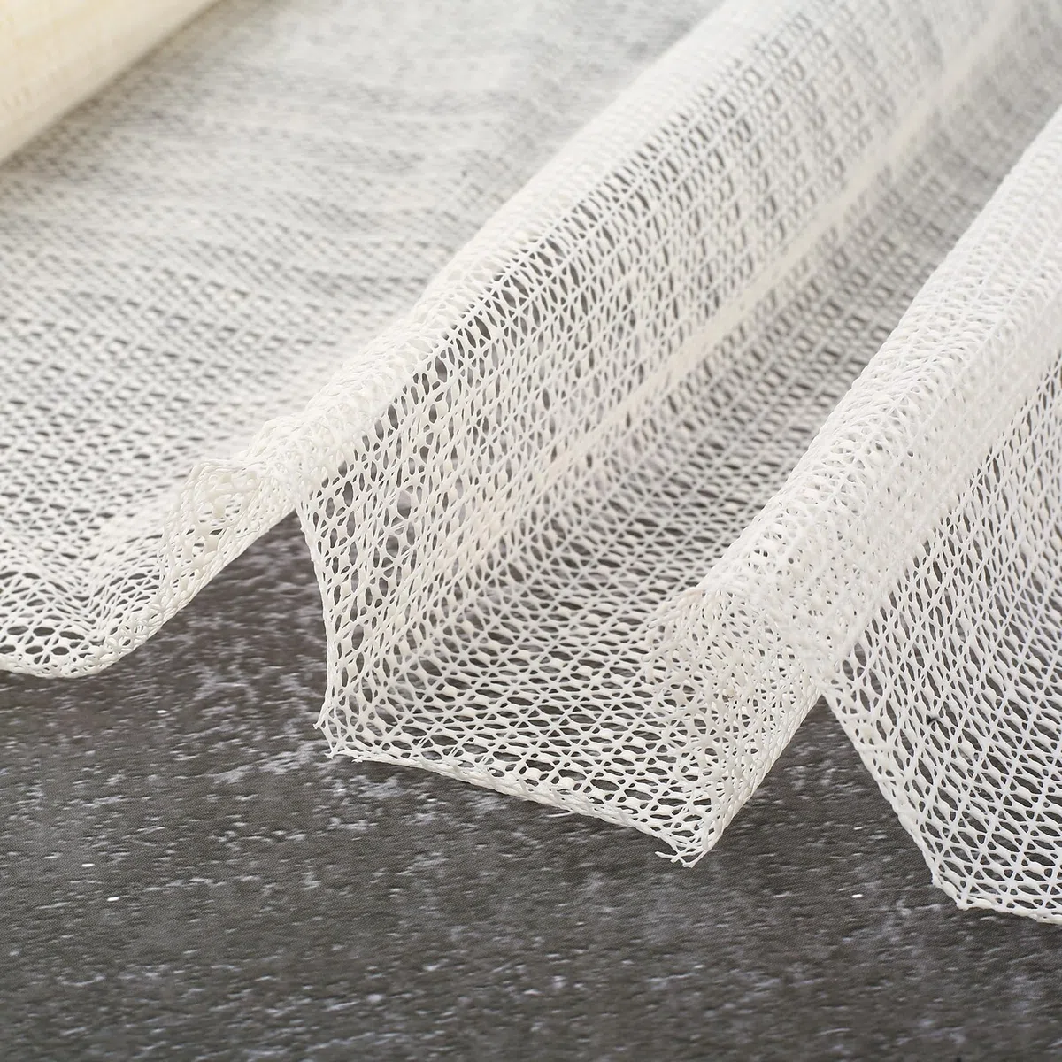 Rete Antiscivolo per Tappeti, 150 x 200 cm Sottotappeto Antiscivolo in PVC, Rete Tappetino per Tappetini Moquette, Sotto Tappeto per Moquette Cassetti Divano