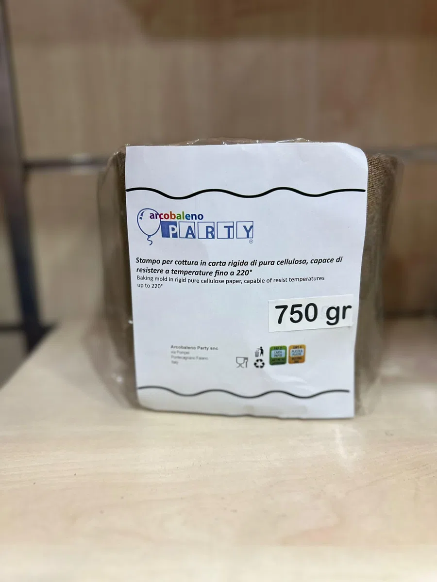 10 Stampi Monouso per PANETTONE Alto 750 gr in Carta Forno per Dolci Natalizi e lievitati