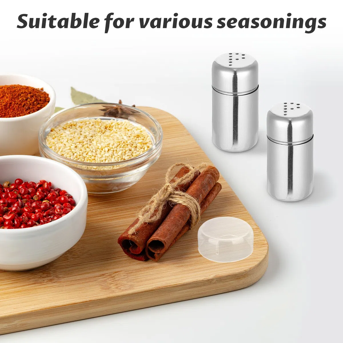 4 saliera con coperchio, mini saliera in acciaio inox con fori fini, adesivi, contenitore per spezie antiruggine per pepe, per viaggi, ristoranti, campeggio e barbecue all'aperto