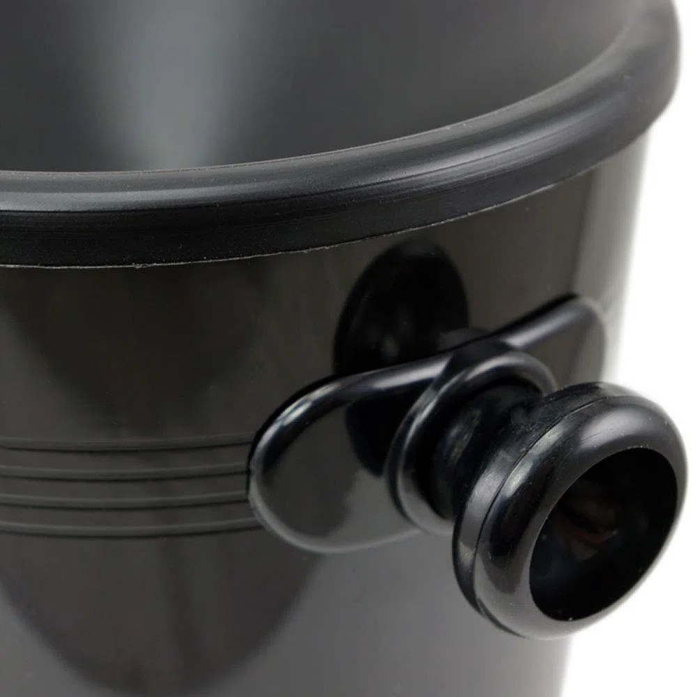 Spittoon - Sputacchiera in Plastica - CONE 12 Black - Colore NERO - Capacità 1.2 lt. - By DvM