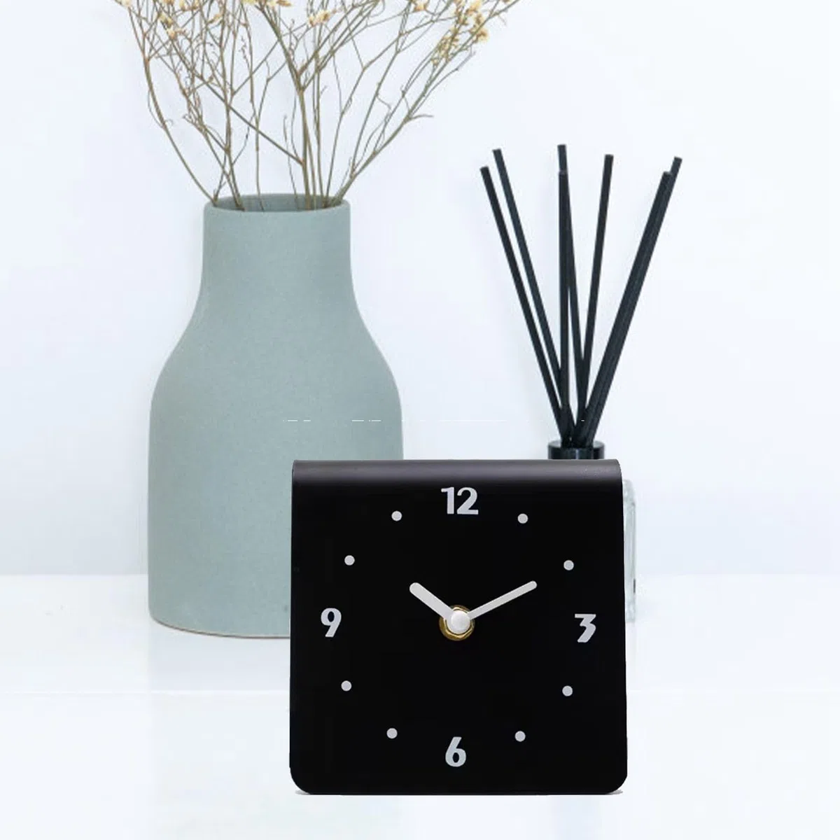 Orologio da Tavolo Analogico Silenzioso, Mini Design con Mensola, per Camino, Scrivania, Camera da Letto, Soggiorno, Nero