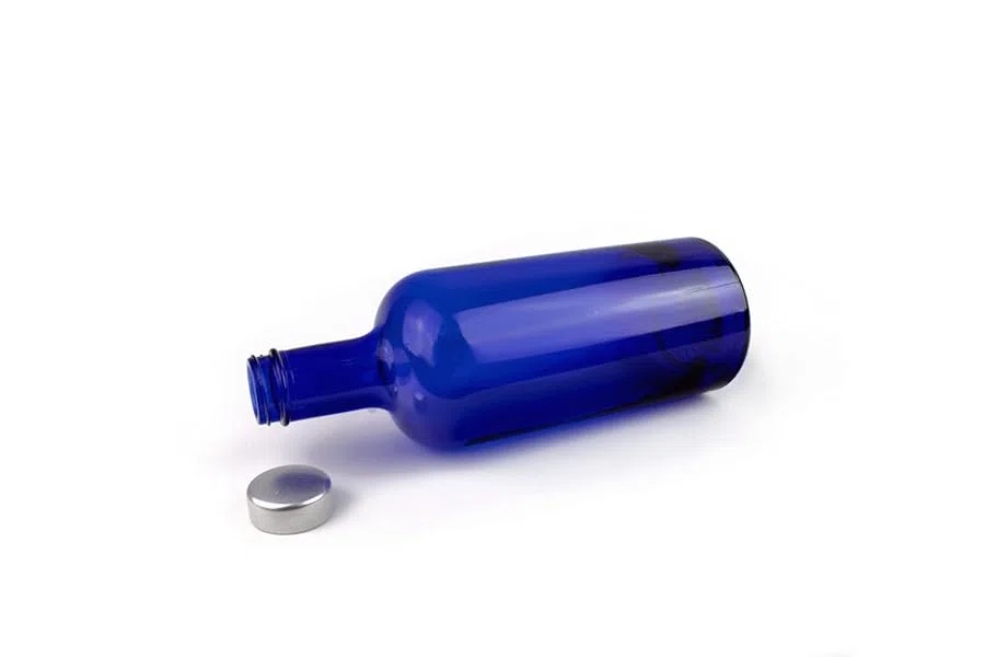 Bottiglia modello GIN in Vetro Blu solarizzata per Acqua 750 ml con tappo