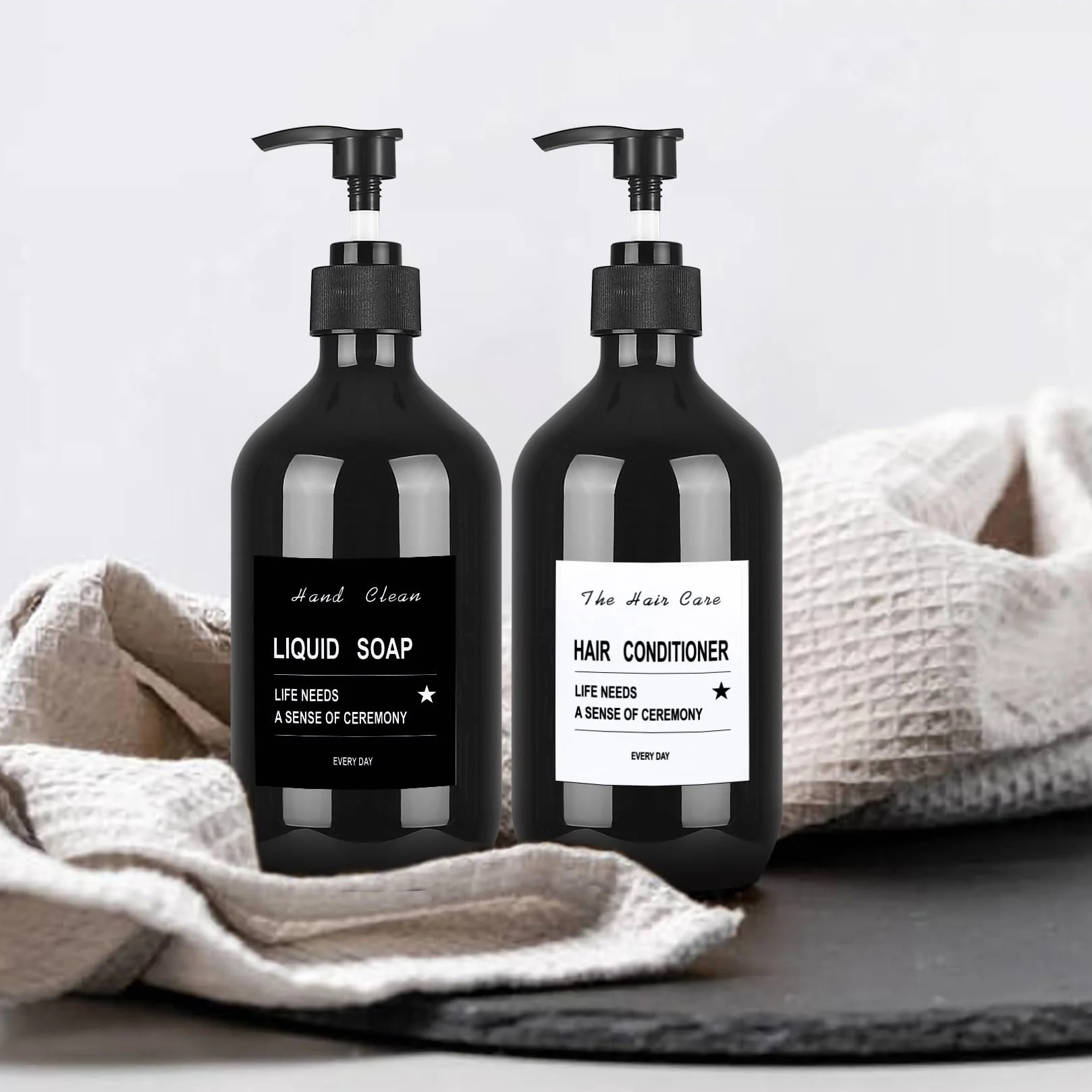4 Pezzi Flaconi Dosatori Vuoti in Plastica, 500 ml Bottiglie Vuote Ricaricabili per Shampoo, Bottiglie Dispenser di Sapone con Pompa per Liquidi/Sapone/Shampoo/Gel Doccia. (Tondo nero)