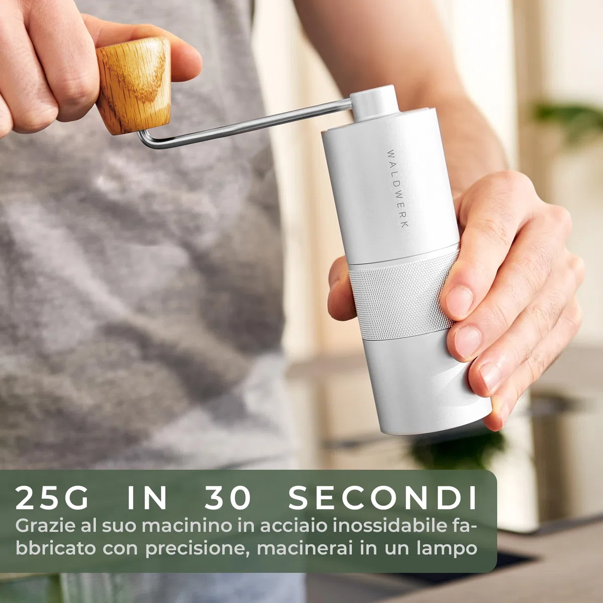 WALDWERK Macina caffè manuale – Macinacaffè con macine coniche in acciaio inox di alta precisione – Macinino caffè con manico in legno – Macina caffe senza plastica