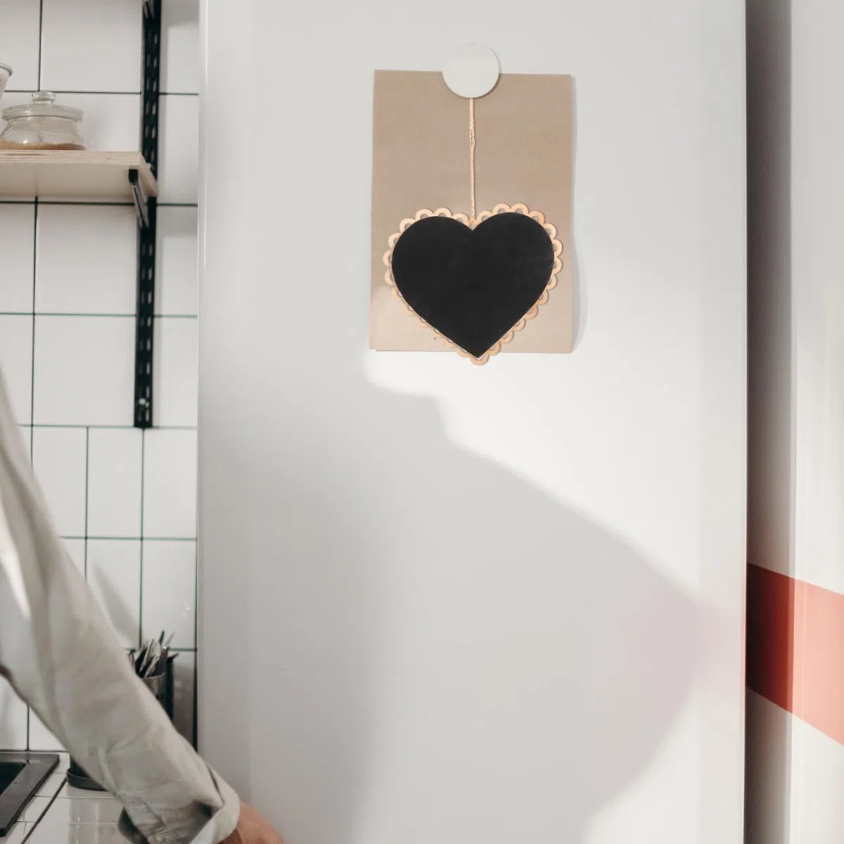 ROSENICE Lavagna decorativa da appendere, lavagnetta per appunti, decorazione a forma di cuore, in legno