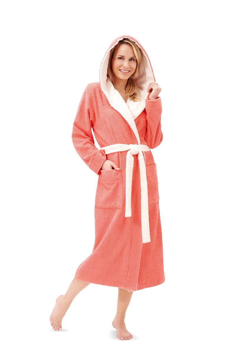 Burda 6740 Bianco Robe Modello