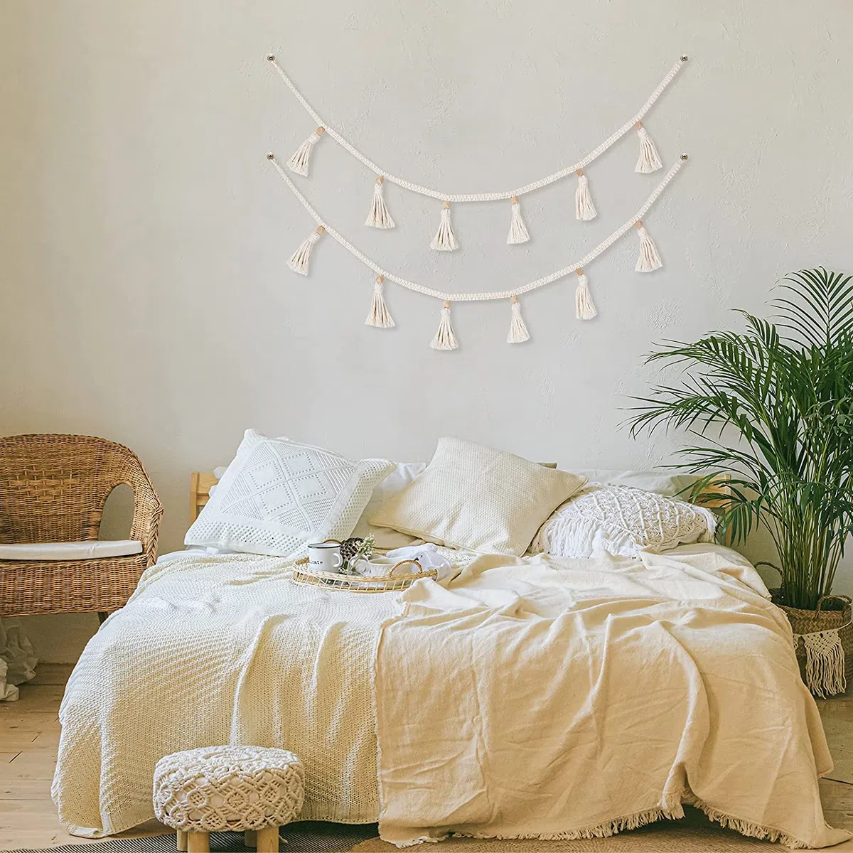 GOODCHANCEUK - Set di 2 ghirlande di pompon in macramè con pompon intrecciati e cesti decorativi da appendere alla parete, per camera da letto, cameretta dei bambini, cameretta dei bambini