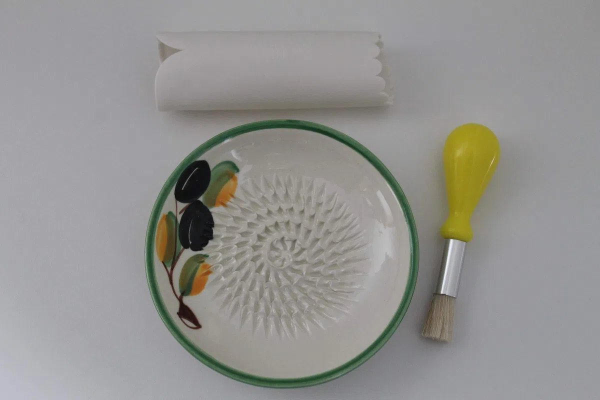 JOSKO Produkte 2730 - Set di piatti per grattugia in ceramica