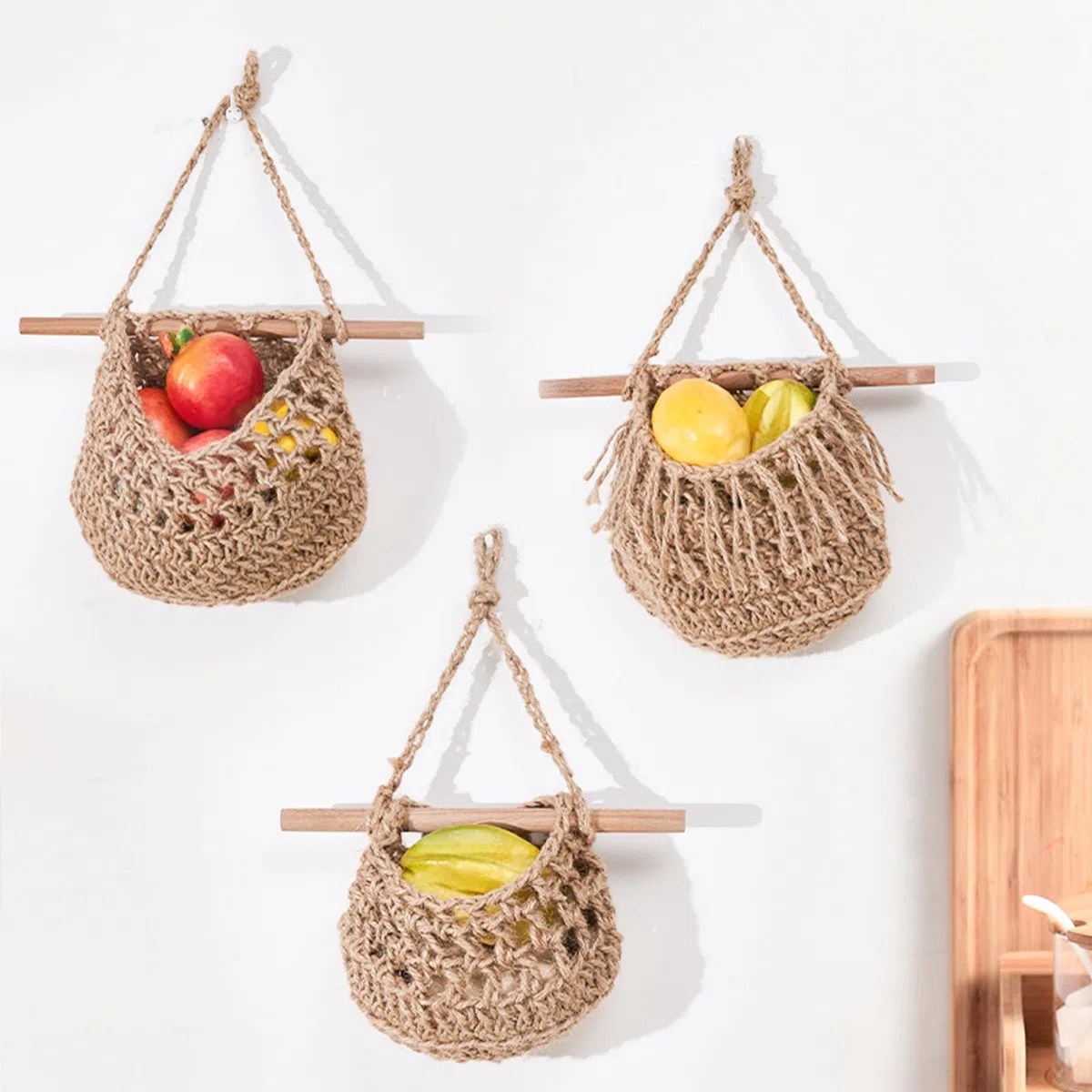 Cesto di Frutta da Appendere,Cestino da parete in corda di cotone intrecciata a mano a 3 strati,Cesto di Frutta Verdura Boho da Appendere,Appendino per Porta Cesto Decorativo per Cucina (Marron)