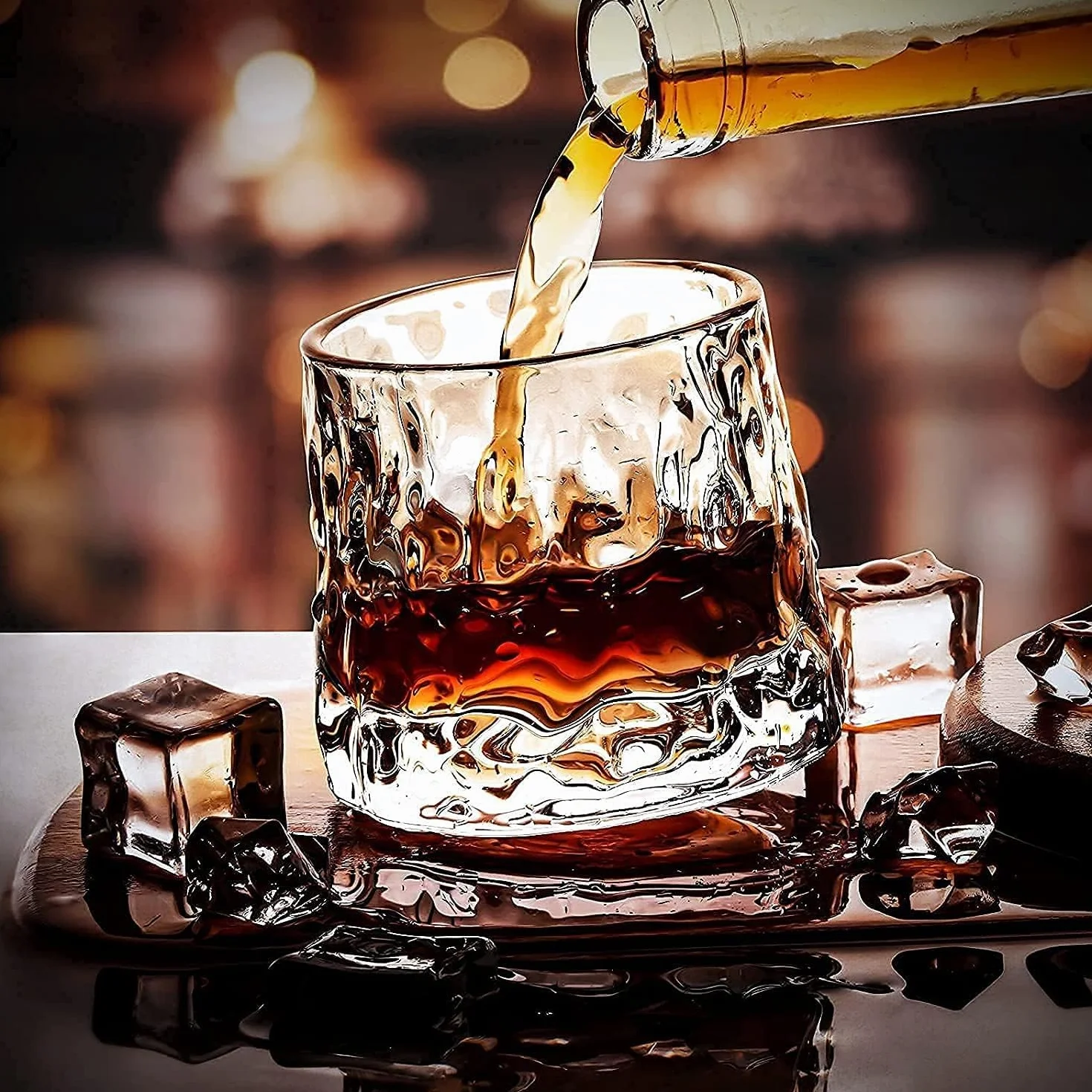 Set di 2 bicchieri da whisky rotanti e decompressivi - Old Fashioned, stile da bar, per bourbon Scotch Rum (confezione da 2 pezzi, texture a martello, 180 ml)