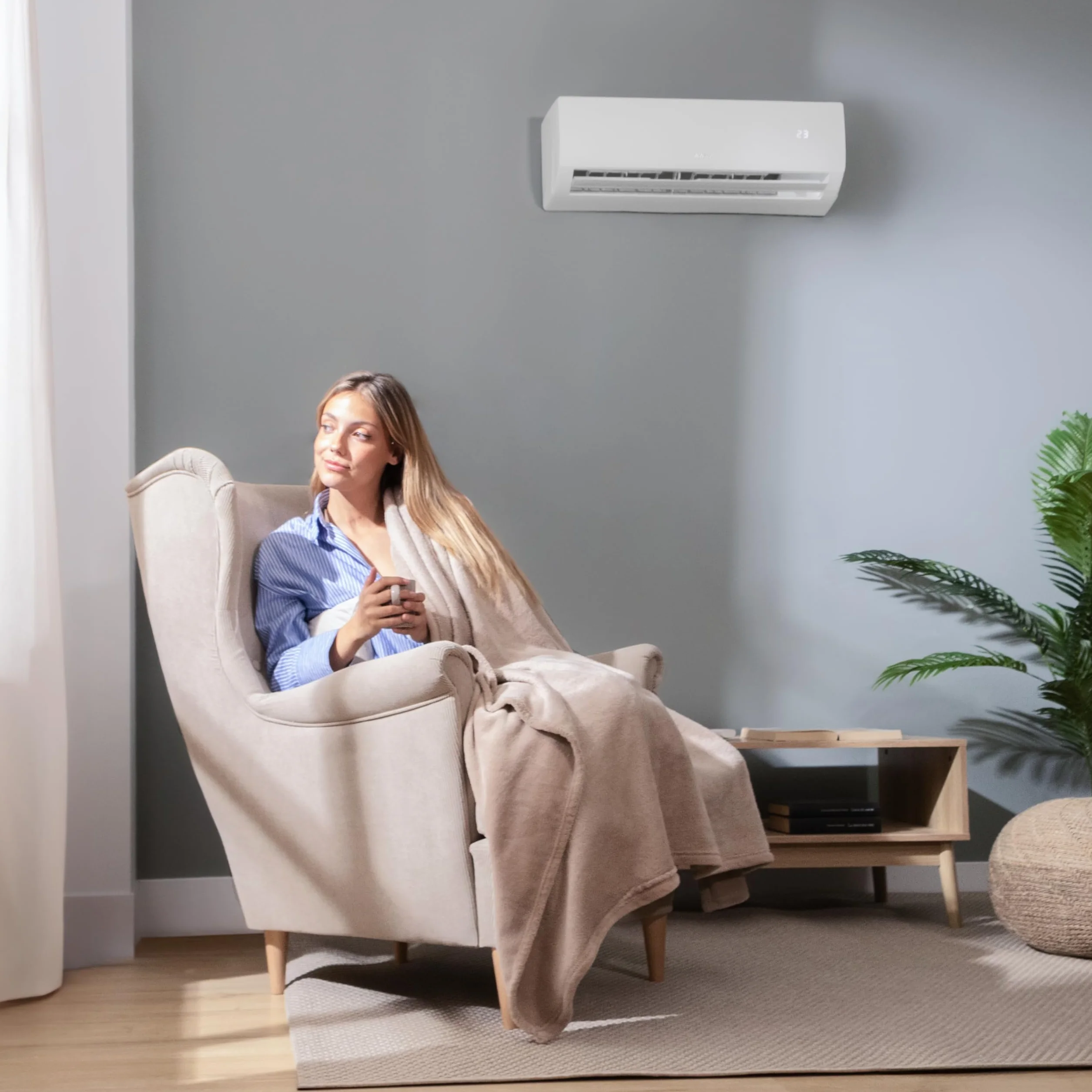 Cecotec Condizionatore Split AirClima 12000 Smartfresh 12000 BTU, Motore DC, Pompa di calore, Telecomando, Display LED, Sistema Inverter, 5 Modalità, 8 Velocità, Copertura 22 m2