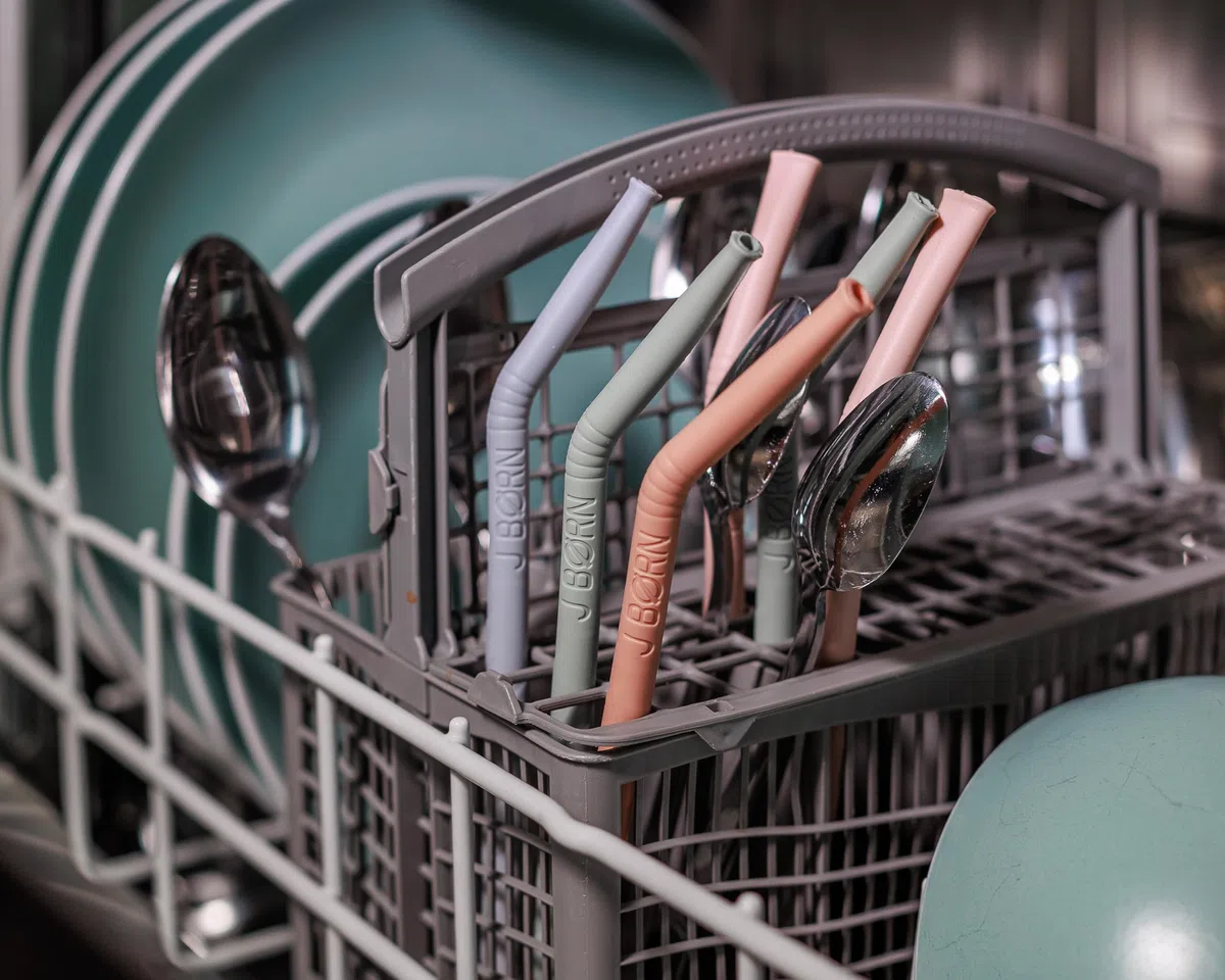 J.Børn 6 cannucce in silicone e spazzola per la pulizia, cannucce riutilizzabili in silicone, spirali piegate senza BPA, cannucce riutilizzabili con 100% silicone per uso alimentare, colore: verde