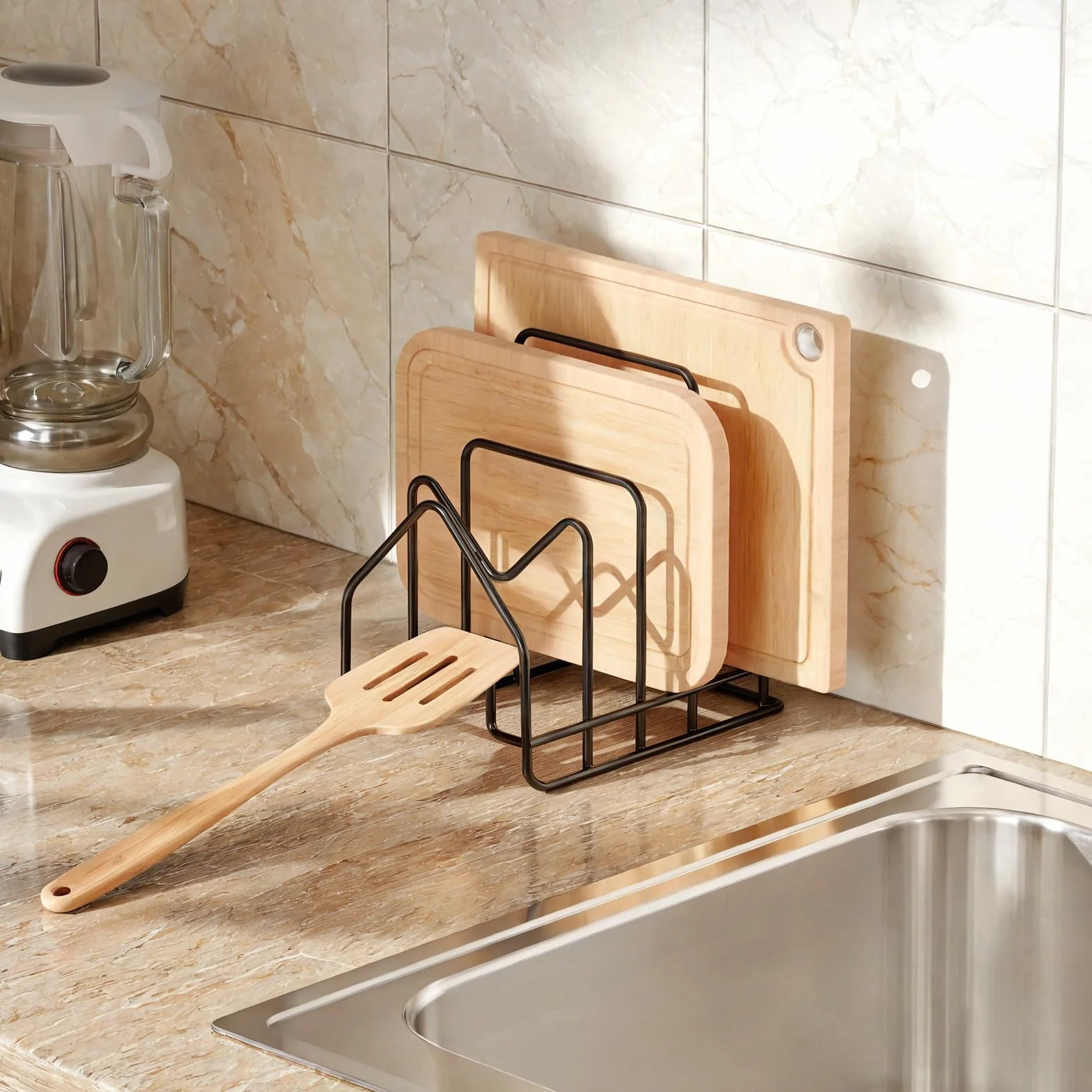 PAVSTINE Porta Taglieri da Cucina Con 4 Scomparti, Coperchi Pentole Salvaspazio per Conservare da 16-34 cm, Piatti da Interno Mobile, Pot Lid Holder, Nero