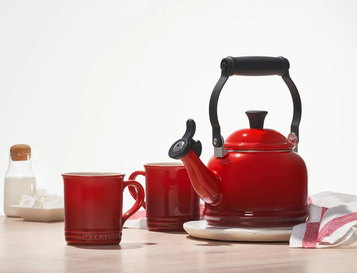 Le Creuset Bollitore Demi, Acciaio Smaltato, 1.1 L, Ciliegia, 92000900060000
