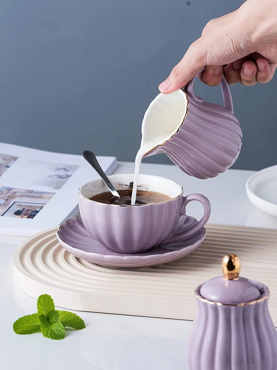 YBK Tech - Set di bricco per latte e zuccheriera in porcellana, per degustazione di caffè, motivo a righe, colore: viola