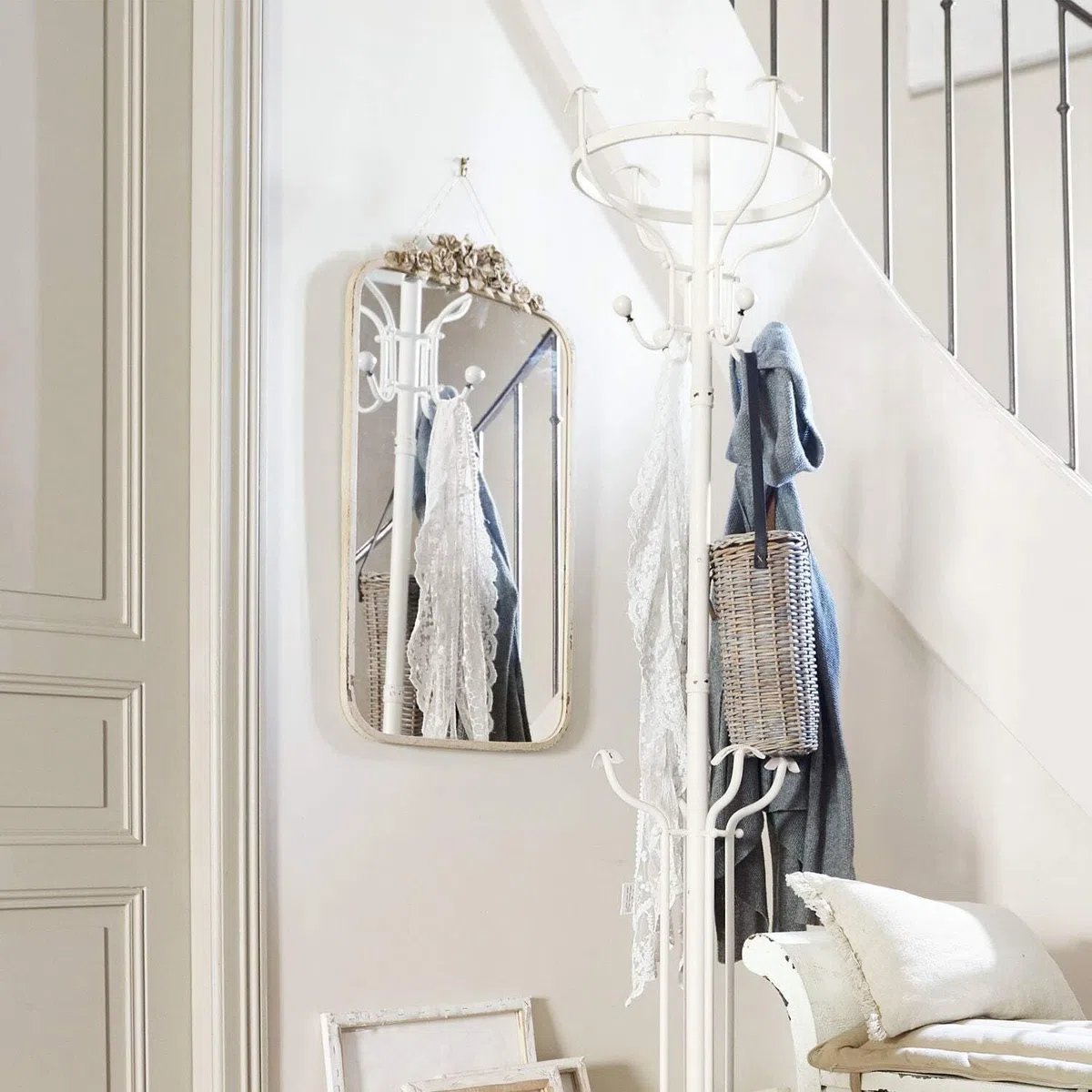 Loberon Veilleures Specchio - Cornice ornata - Romantico Stile Shabby Chic, Crema Antico
