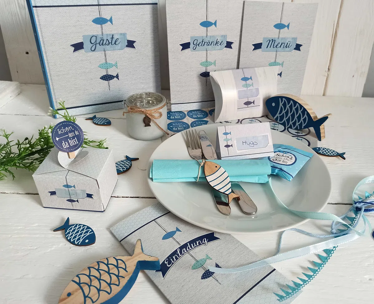 Logbuch-Verlag set 36 bomboniera adesivi forma di pesce timone ancota azzurro blu bianco legno decorazione marittima festa tavolo