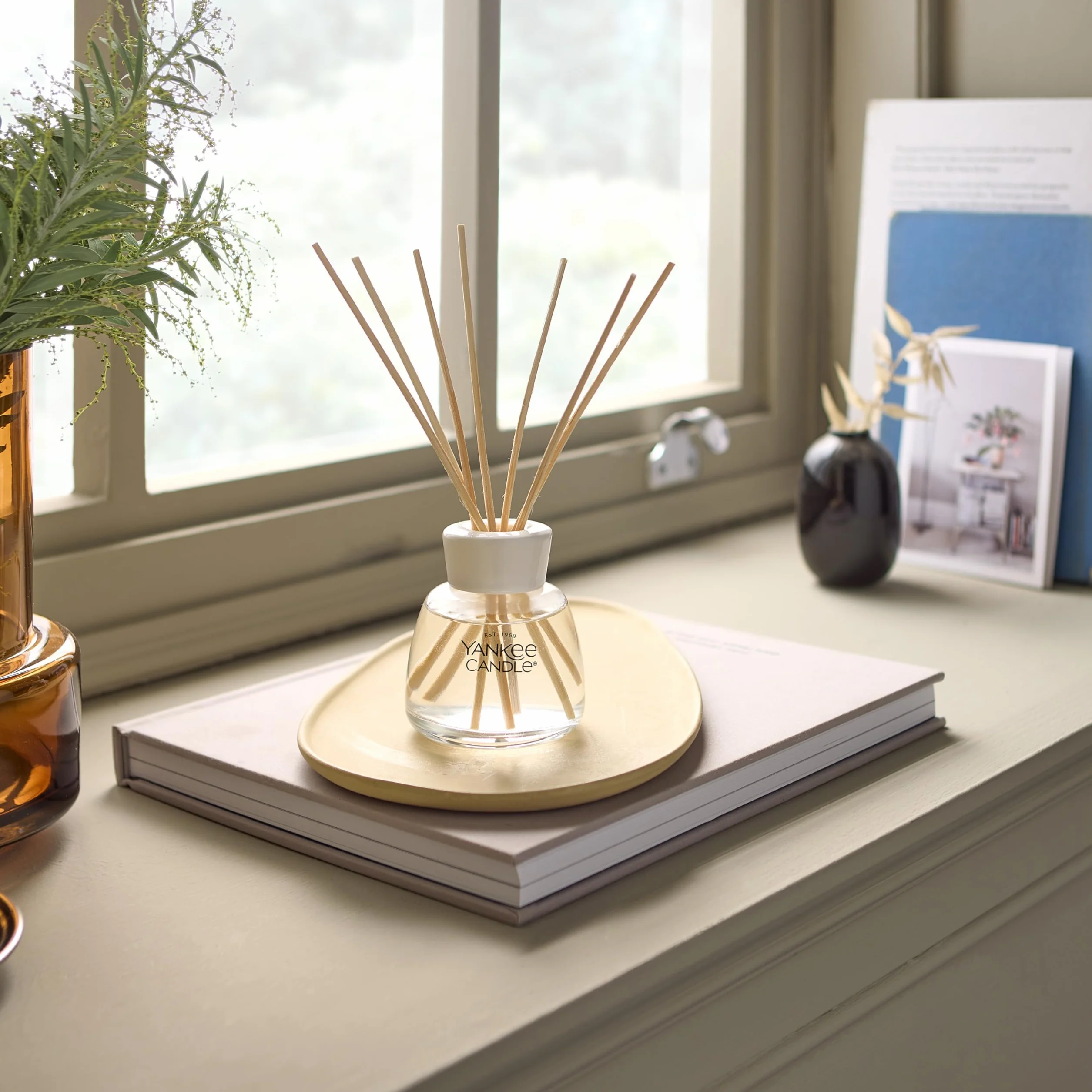 Yankee Candle Diffusore a Bastoncini | Orchidea Selvaggia | Per ambienti piccoli e medi | Fino a 10 settimane di fragranza