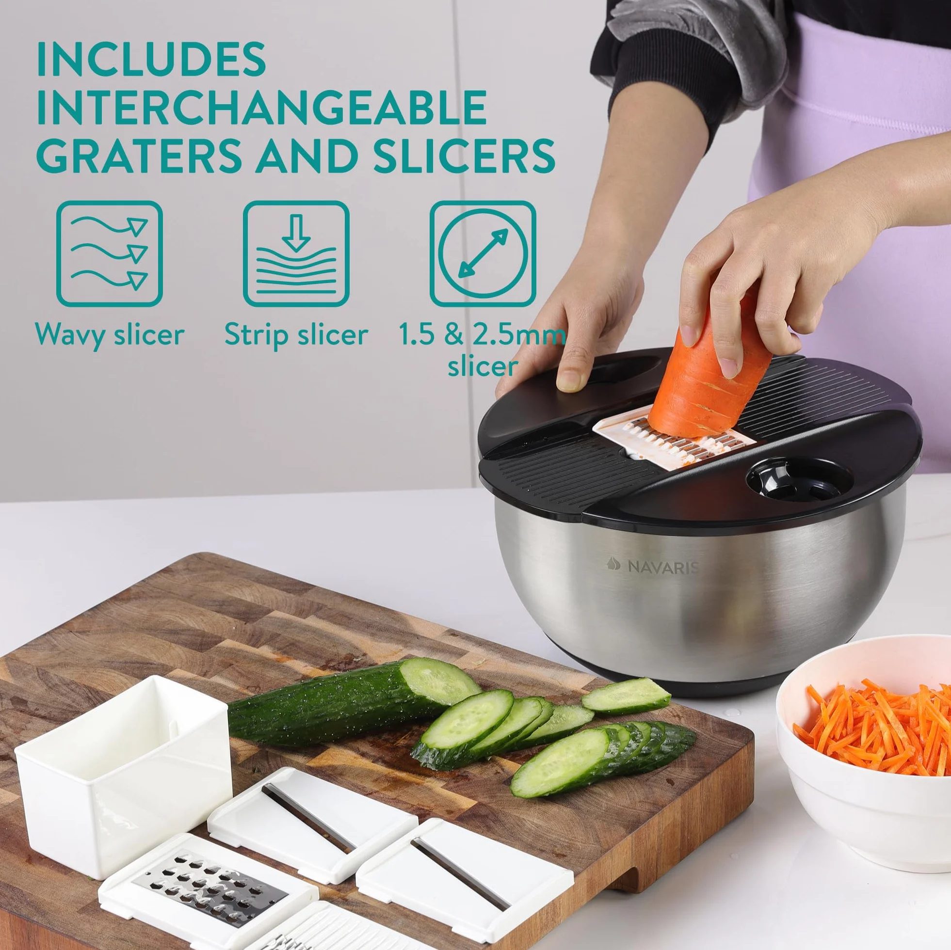 Navaris Centrifuga per Insalata con Coperchio - Gira Insalata in Acciaio Inox - Asciuga Insalata - Lavaggio Asciugatura e Rotazione Facili - con Dischi per Grattugiare e Tagliare