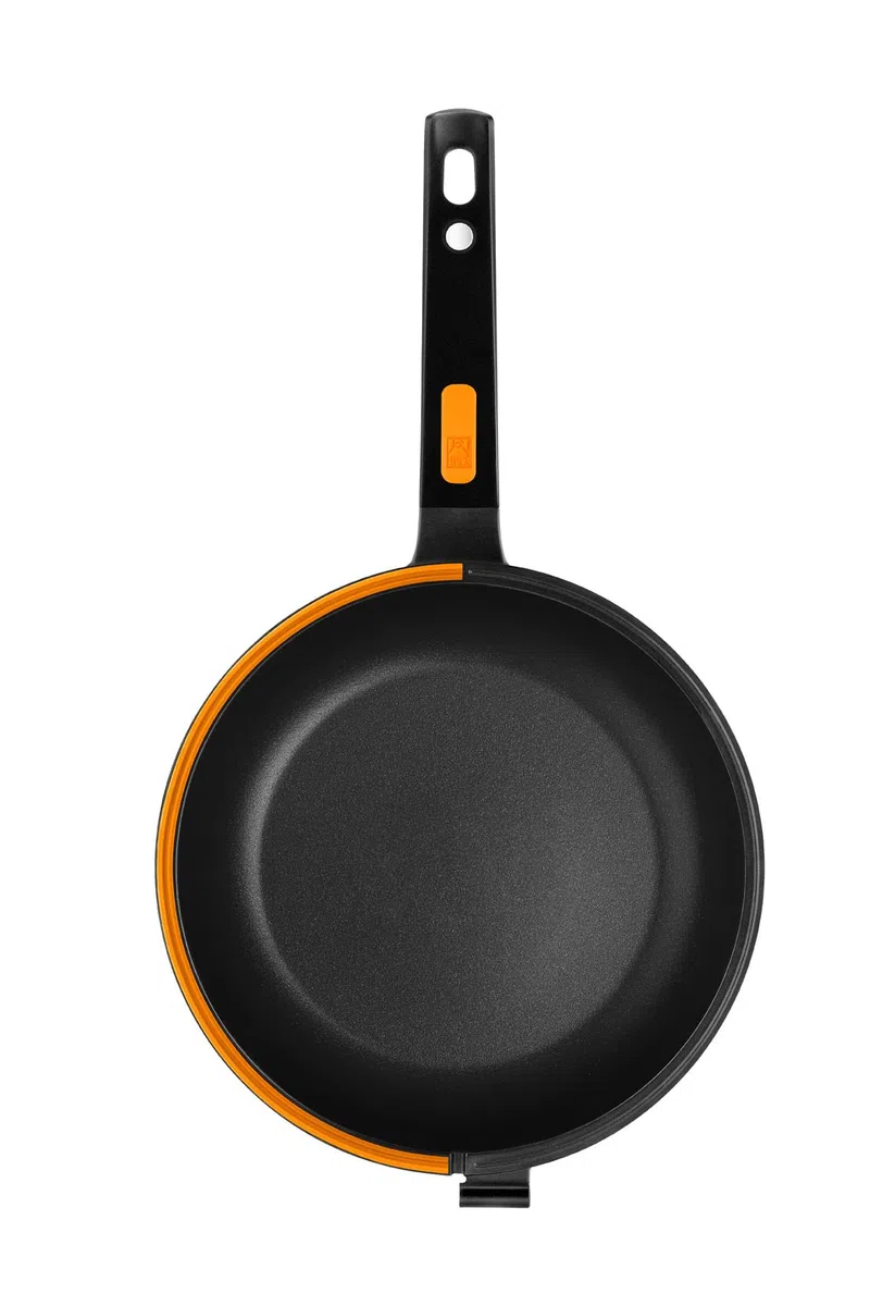 BRA Efficient Duo | Padella per frittata da 26 cm, fusione di alluminio, antiaderente Platinum Plus, senza PFOA, adatta a tutti i piani cottura e a induzione, Nera