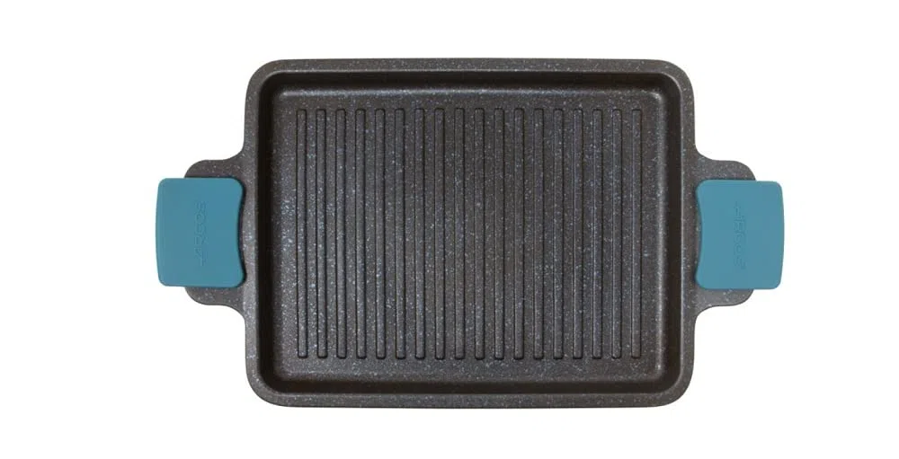Arcos Serie Thera | Padelle Grill Antiaderente | Bistecchiera | Alluminio Fuso | Adatto qualsiasi cucina | Manico ergonomico plastica e silicone | Lavabile in lavastoviglie | Nero e Azzurro (34x26 cm)