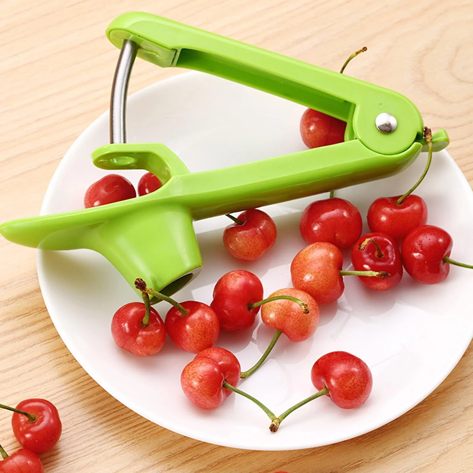 2 Pezzi Snocciolatore Ciliegie e Olive Snocciolatore Ciliegie Noccioli con Asta di Acciaio Inox e Coppetta in Silicone per Preparare Marmellata di Ciliegie (Verde,Nero)