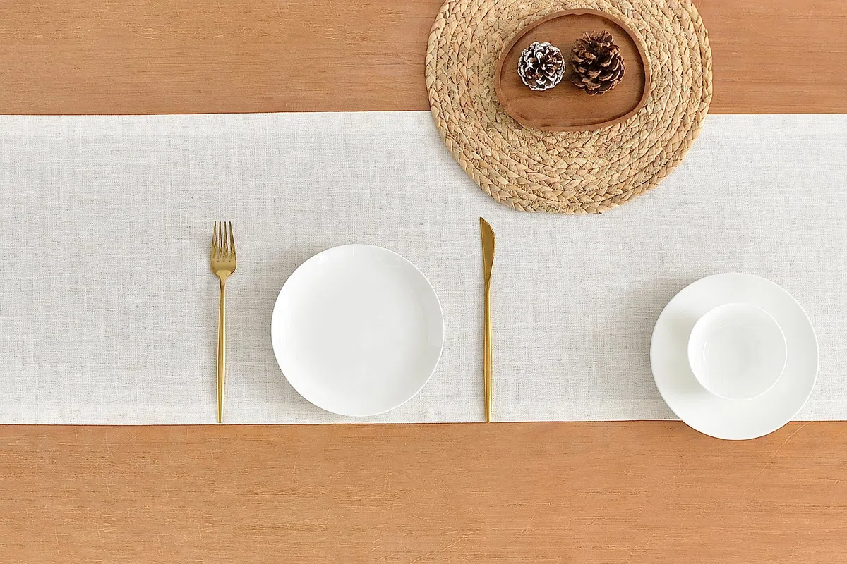 Wracra Runner da tavola in Lino Avorio Crema Lungo 90cm, Lavabile in Lavatrice, Rustico, Runner da tavola per pranzi, Feste e Uso Quotidiano