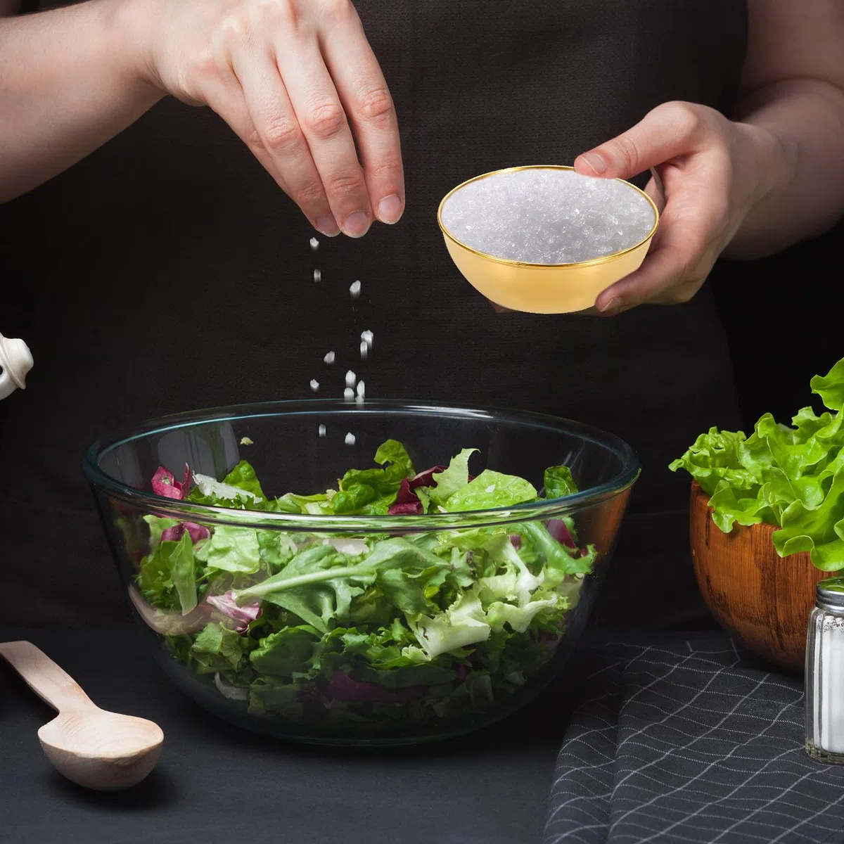 6 Pezzi Ciotole Rotonde Acciaio Inox Dorate Mini Ciotole per Salse Ciotoline Salse d’Oro con 6 Cucchiai Per Salsa di Soia Condimenti Spezie Frutta Tapas