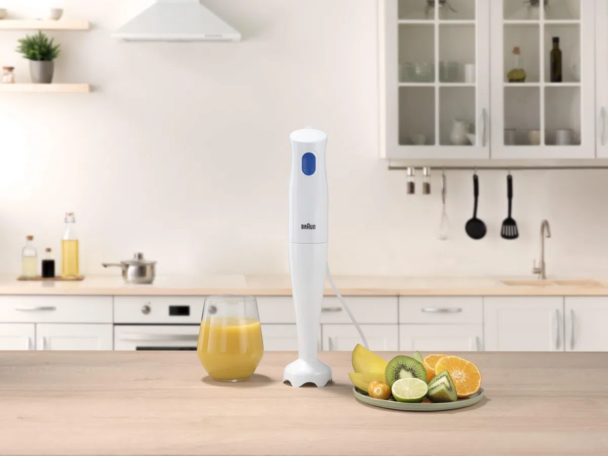 Braun Frullatore a Immersione MQ10.001PWH + Bicchiere graduato 600ml, 5 ANNI DI ASSISTENZA, Leggero, Sistema EasyTwist per cambiare facilmente accessorio, Tecnologia Splash Control niente schizzi