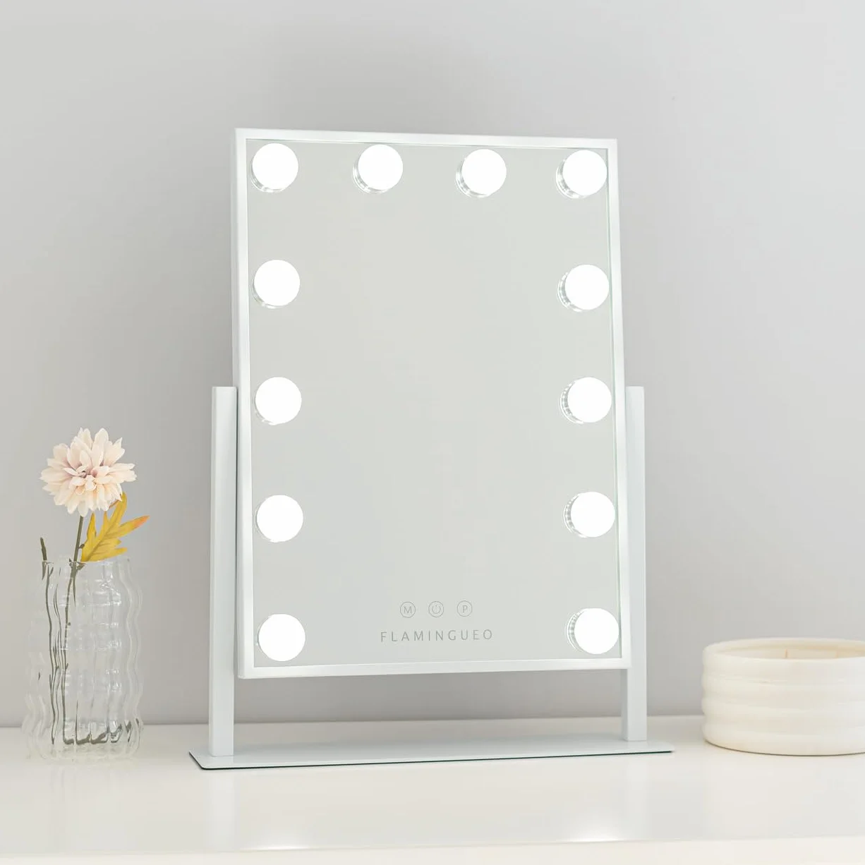 Flamingueo Specchio Trucco con Luci - 12 LED - 3 Modi di Luce - Intensità Regolabile - Controllo Tattile - Posizione Regolabile - Vanity Mirror - Bianco - 36,5x7,5x47,5cm