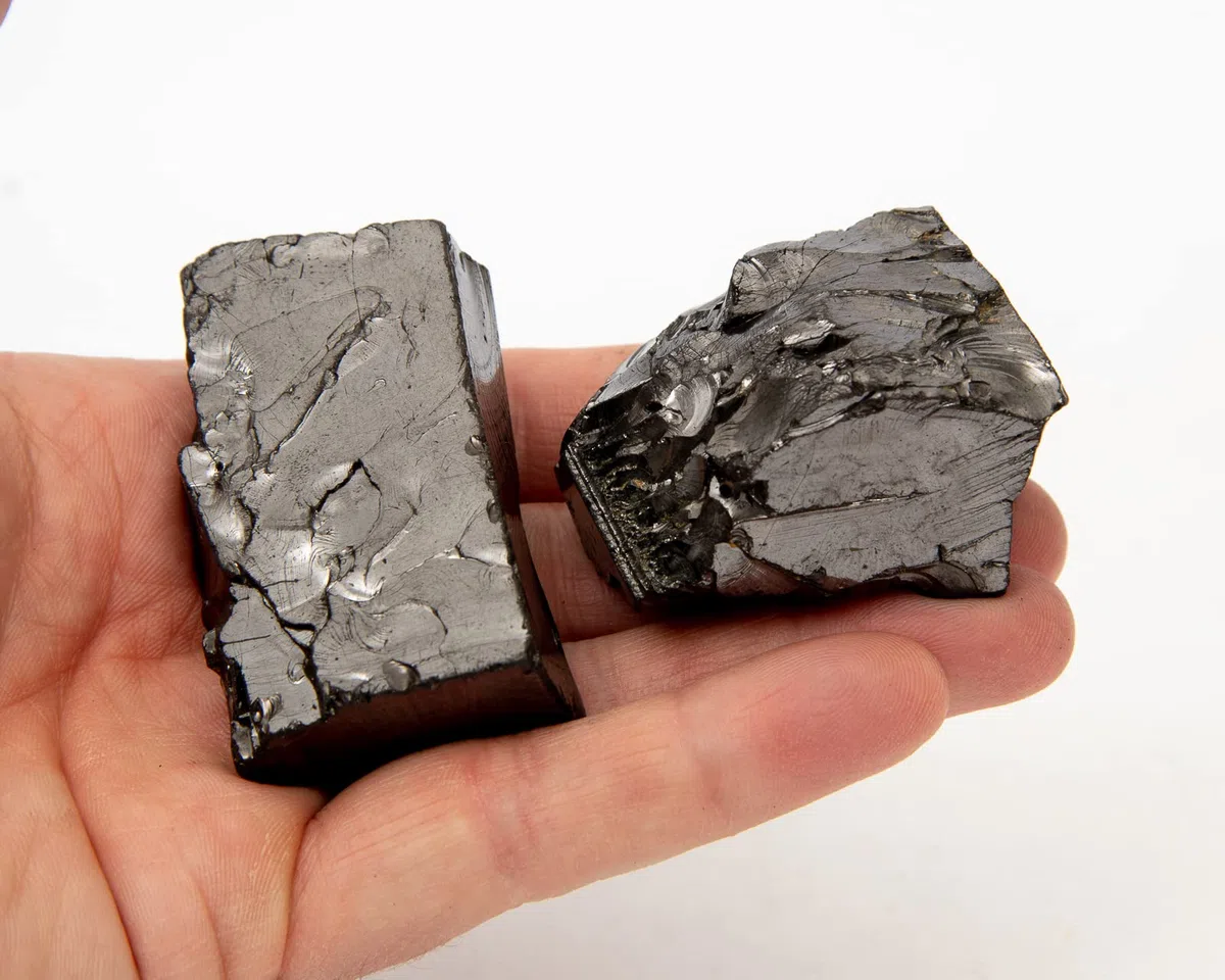 Igox Eleganti pietre di shungite – Autentiche Elite Shungite guarigione acqua – 60 grammi taglia XXL
