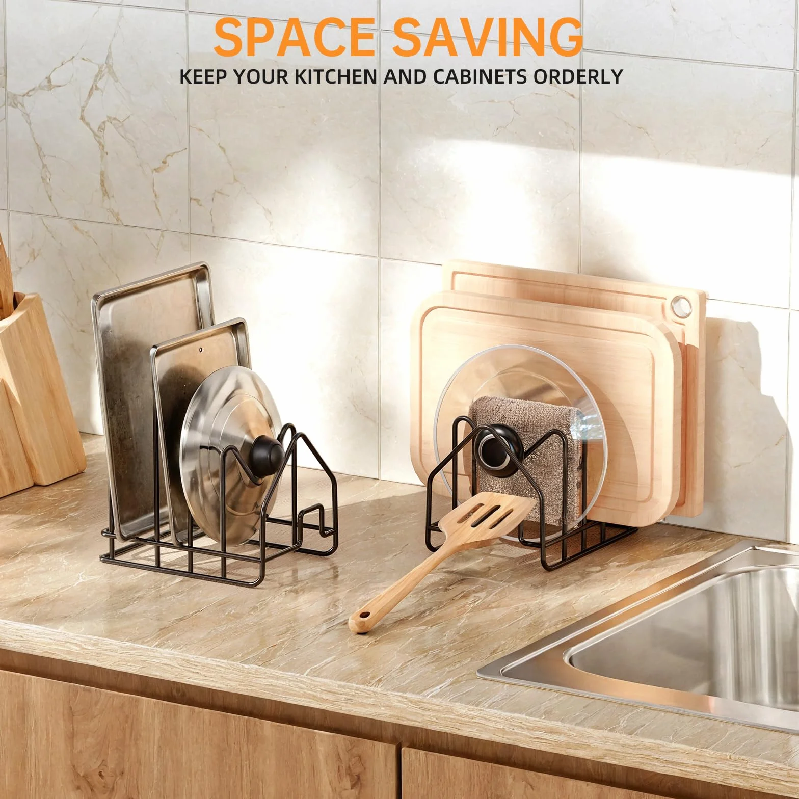 PAVSTINE Porta Taglieri da Cucina Con 4 Scomparti, Coperchi Pentole Salvaspazio per Conservare da 16-34 cm, Piatti da Interno Mobile, Pot Lid Holder, Nero