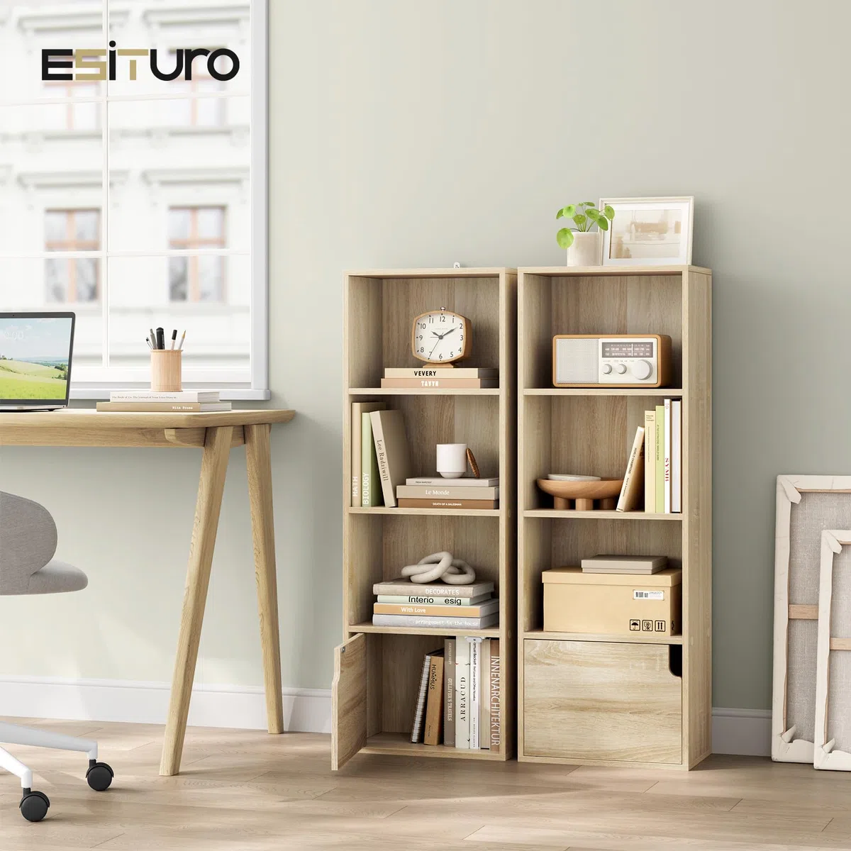 eSituro Libreria Verticale con 3 Scomparti a Giorno e 1 Armadietto, Scaffale Salvaspazio per Studio, Ufficio, in Truciolare e MDF, Legno Chiaro, 34x24x106 cm