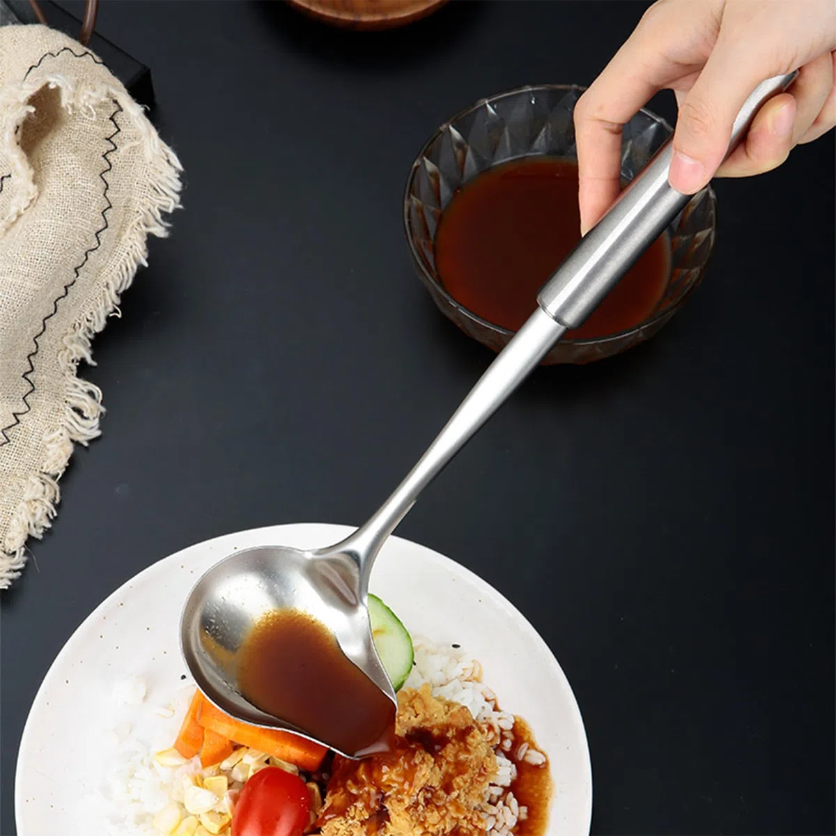 2 mestoli per salse con beccuccio, 30 cm, in acciaio inox, cucchiaio per salse con beccuccio, piccolo mestolo per salse, salse da zuppa, condimenti