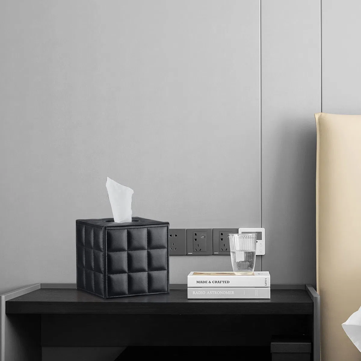 Porta fazzoletti in Pelle,Quadrata Porta Fazzoletti,Scatola Fazzoletti Moderne,Boden verstärkt mit Magneten,passend für Haus,Hotel, Restaurant,Büro,Auto,Nero