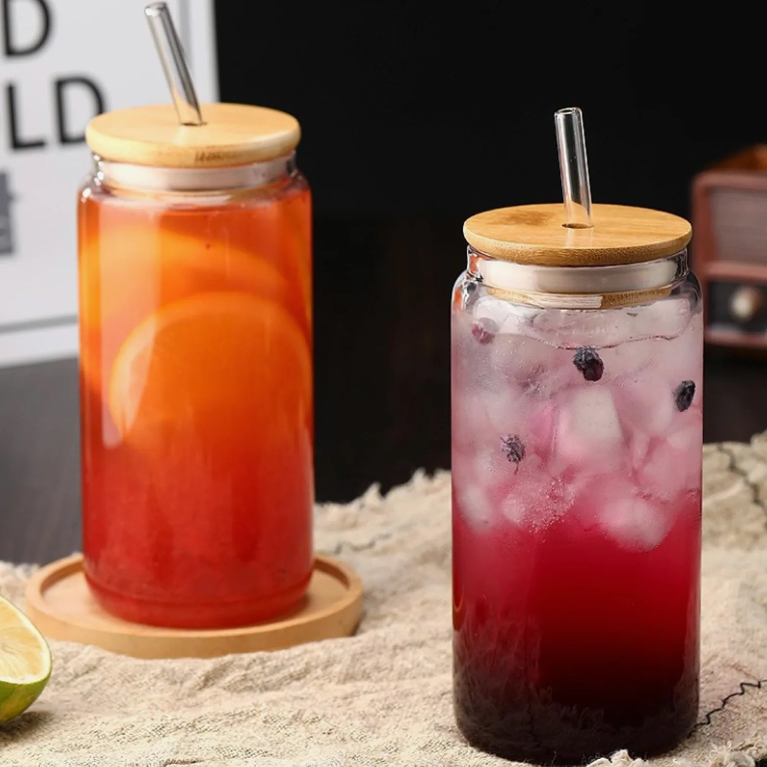 Leikurvo Set di 2 bicchieri da tè con bolle da 500 ml, con 2 coperchi, 2 cannucce e 1 spazzola, bicchieri in vetro con coperchio, bicchieri da caffè ghiacciato, per caffè, cocktail, frullati, birra